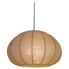 Lampada a sospensione rotonda Cocoon di metà secolo, 1960, Italia