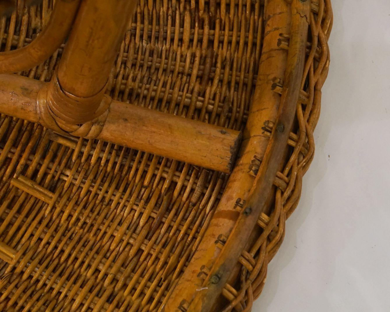 Mid-Century Round Coffee or Low Table of Wicker and Rattan from Italy 9