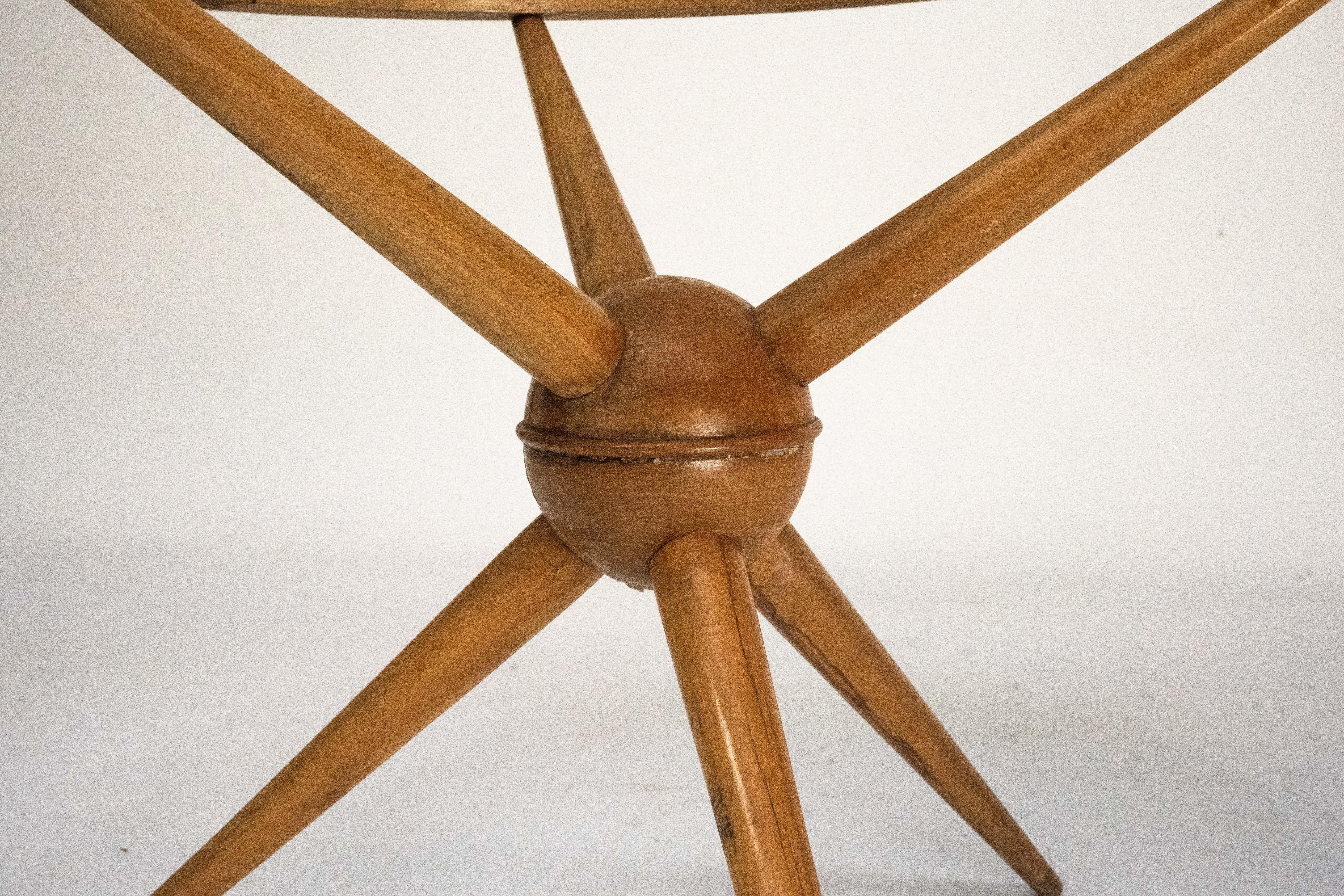 Table basse ronde du milieu du siècle par Cesare Lacca, Italie, années 1950. en vente 5