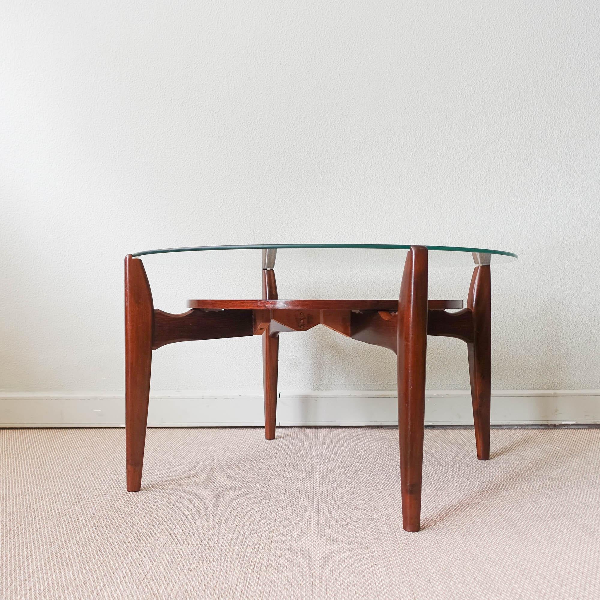 Allemand Table basse ronde du milieu du siècle dernier de Wilhelm Renz, années 1960 en vente