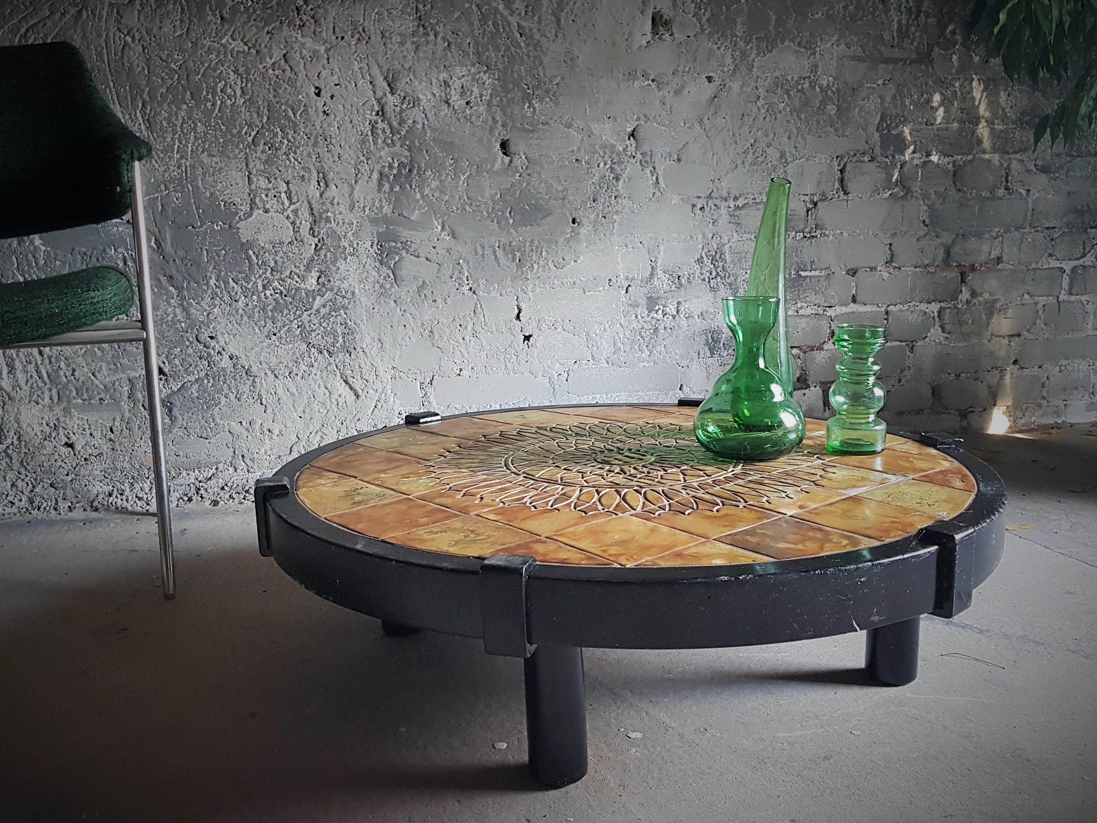 Français Table basse ronde du milieu du siècle en céramique Capron Barrois de Vallauris, France, années 60 en vente