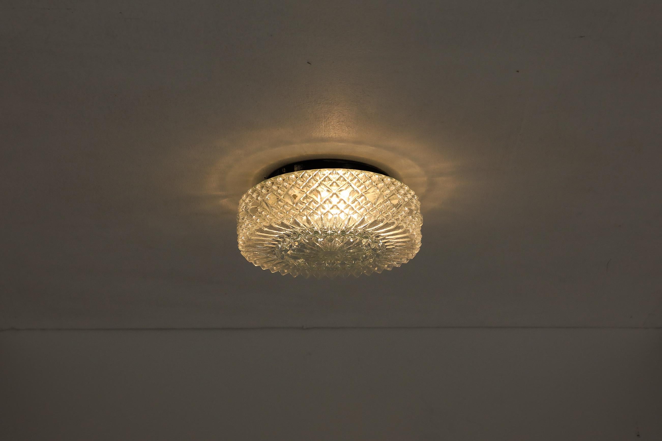 Dutch Mid-Century Round Daisy Pressed Glass Ceiling or Wall Sconce For Sale