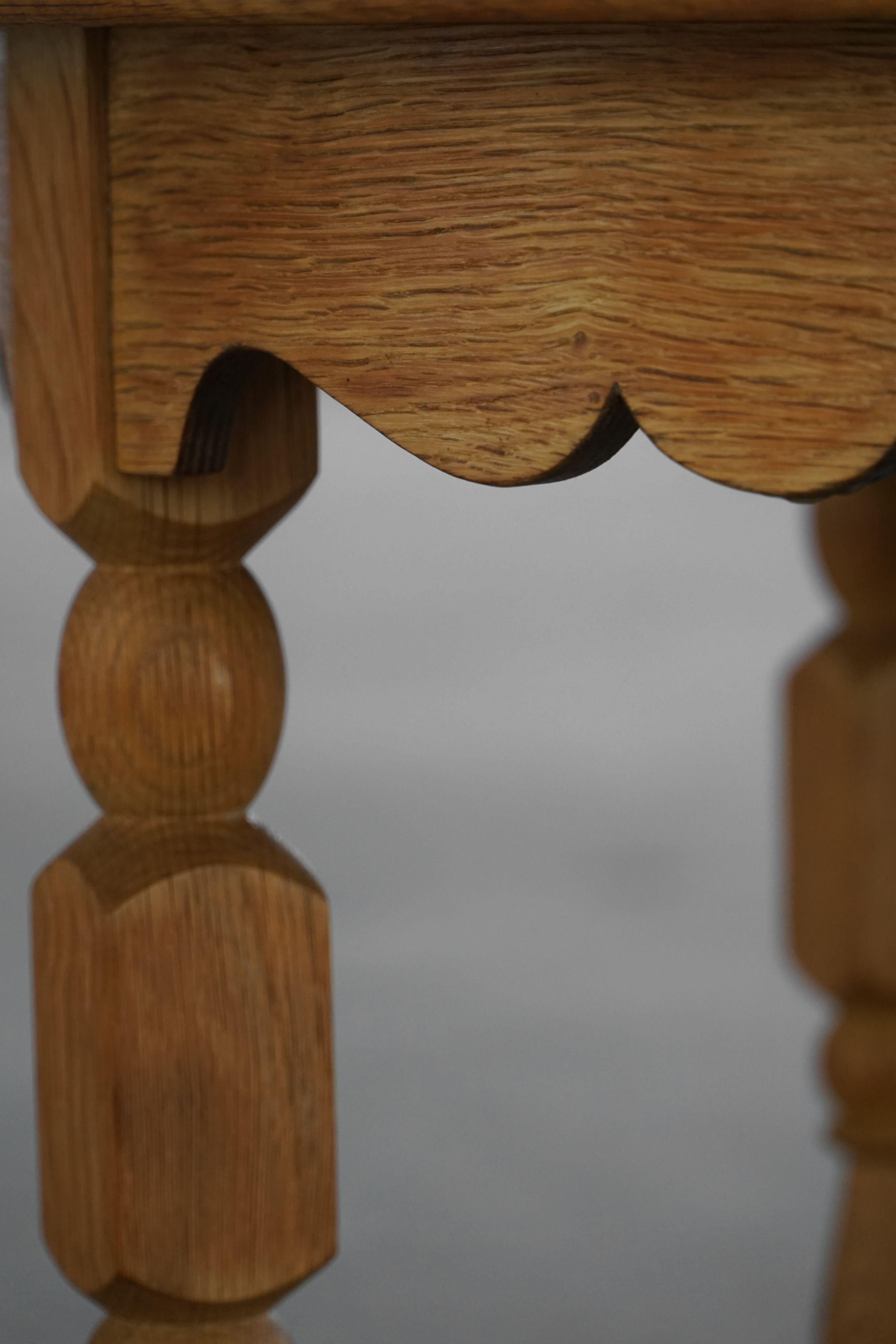 Mid Century Round Danish Side Table in Solid Oak, Henning Kjærnulf, 1960s For Sale 6
