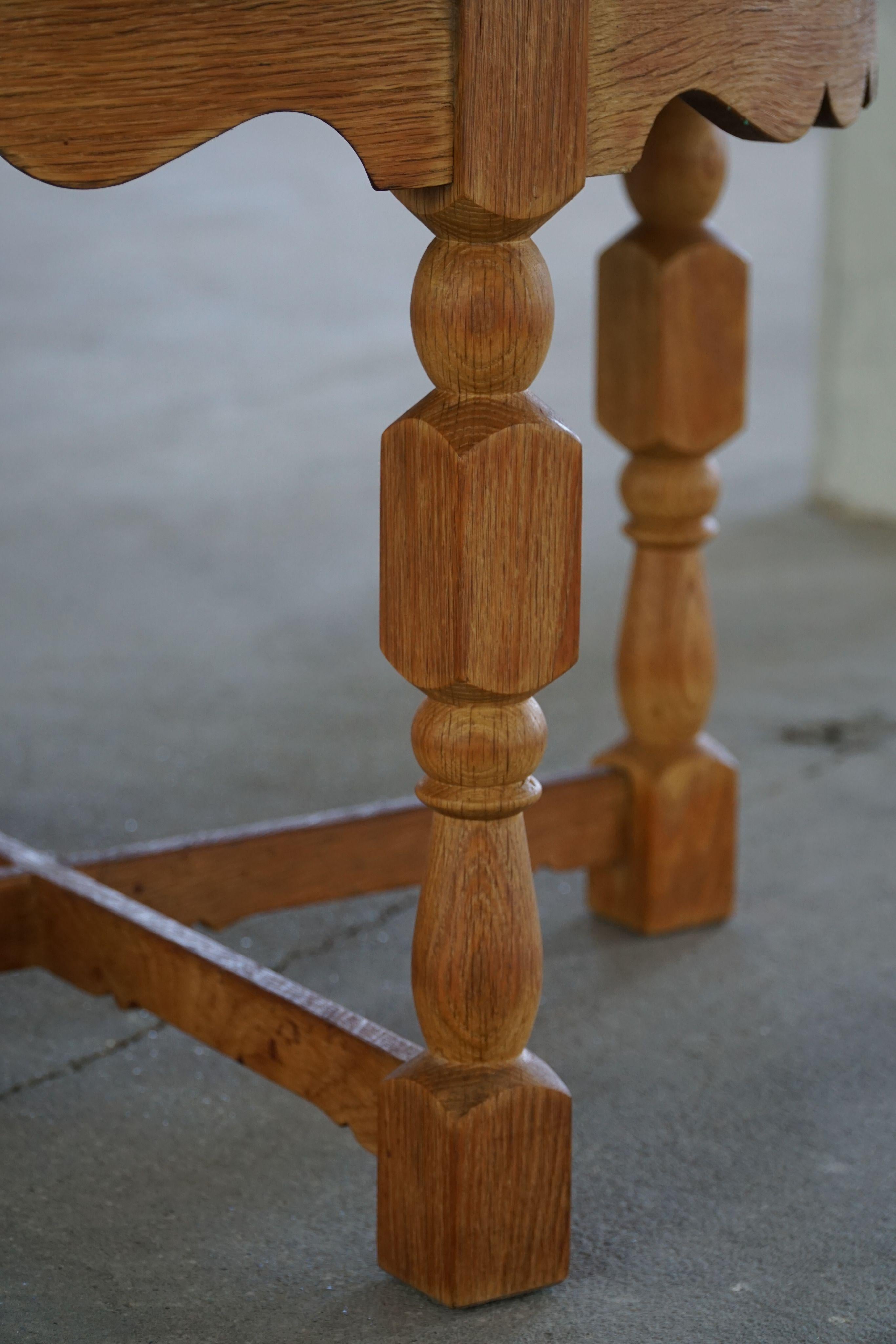 Mid Century Round Danish Side Table in Solid Oak, Henning Kjærnulf, 1960s For Sale 7