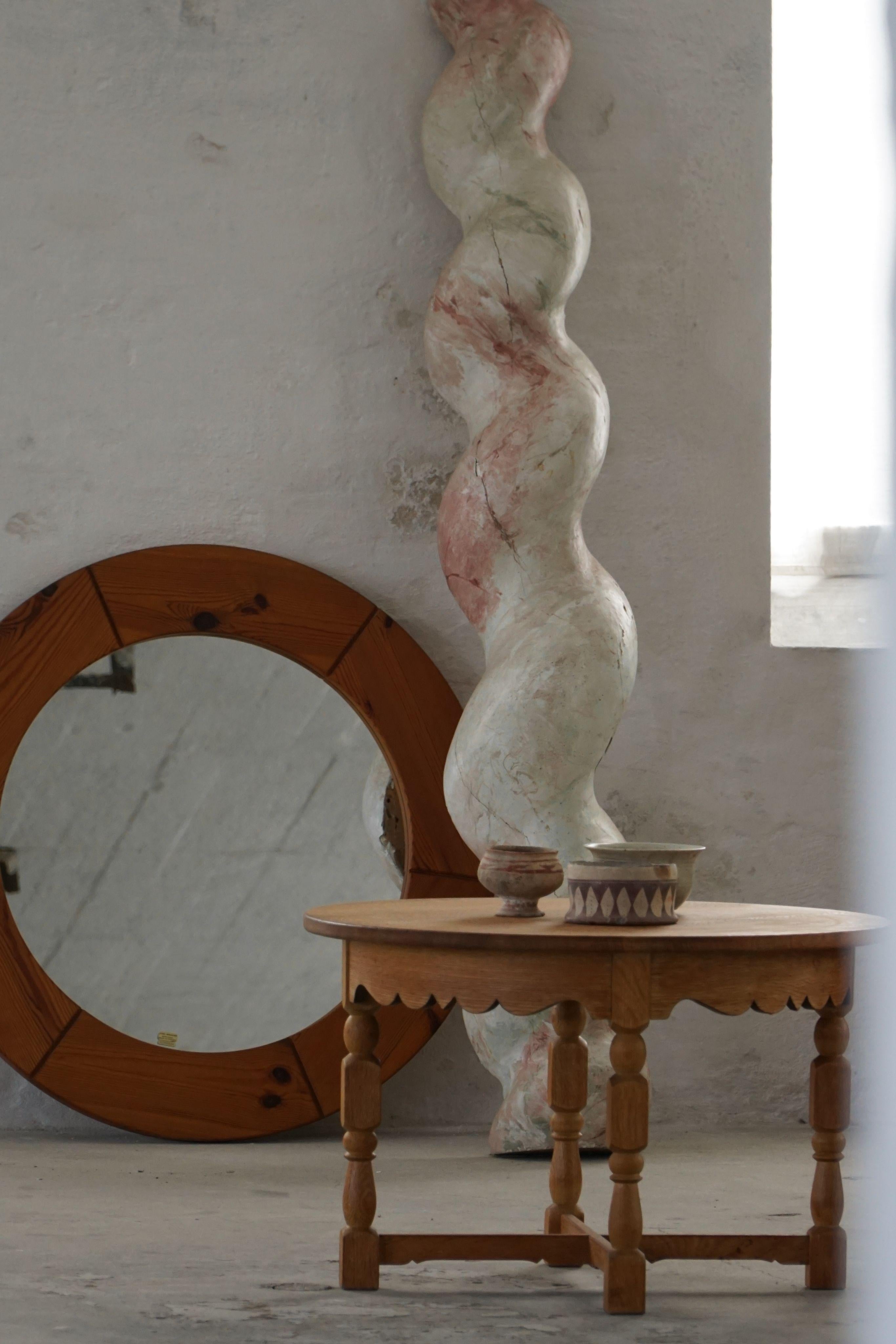 Mid Century Round Danish Side Table in Solid Oak, Henning Kjærnulf, 1960s For Sale 1