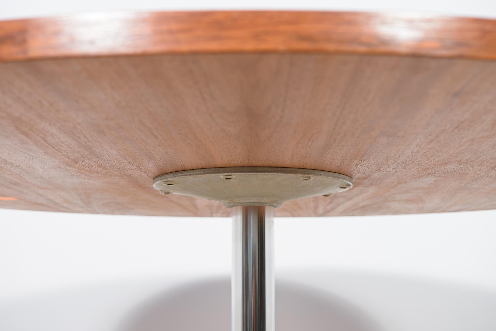 Mid-Century Round Dining Table, 1970s For Sale 2