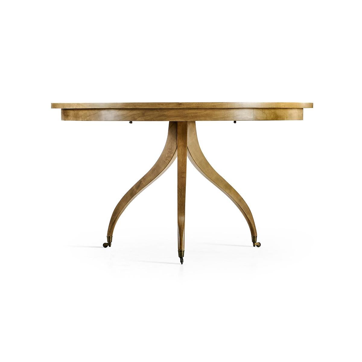 Table de salle à manger ronde du milieu du siècle - Sun Bleached Cherry en vente 3