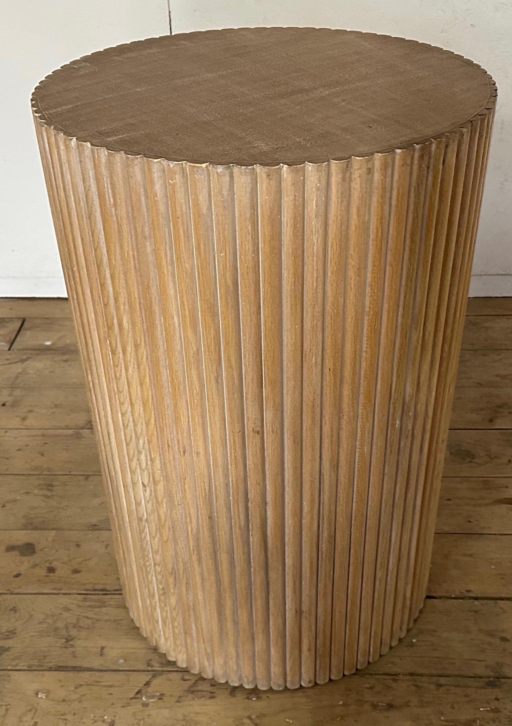 Midcentury Round Faux Bamboo Pedestal In Good Condition For Sale In Sheffield, MA