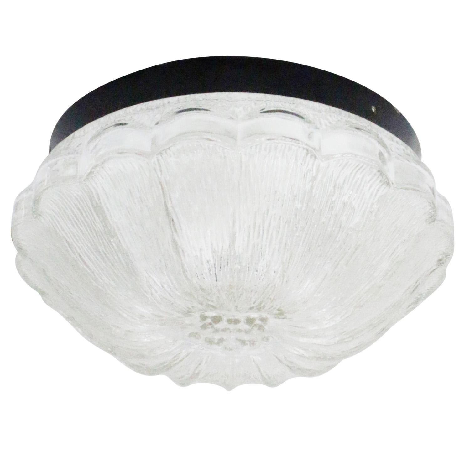 Lampada da parete o da soffitto del Mid-Century.
Base in metallo con vetro trasparente.

1960-1970

Peso: 1,50 kg / 3,3 lb

Prezzo per singolo articolo. Tutte le lampade sono state rese idonee dagli standard internazionali per le lampadine a