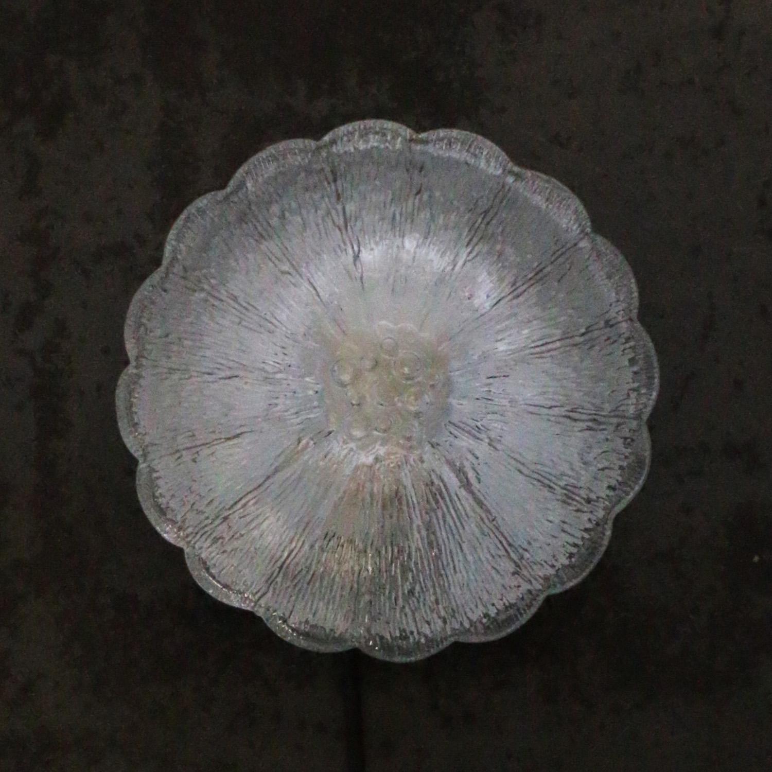 Lampada a incasso in vetro trasparente a forma di fiore di metà secolo In condizioni buone in vendita a Amsterdam, NL