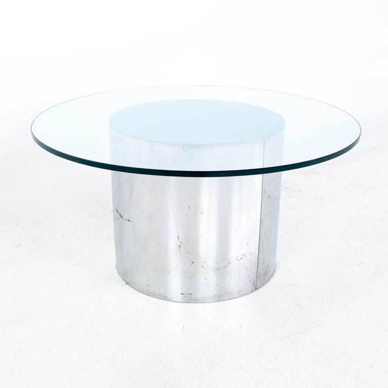 Mid-Century Modern Mid Century Round Glass and Chrome Coffee Table For Sale