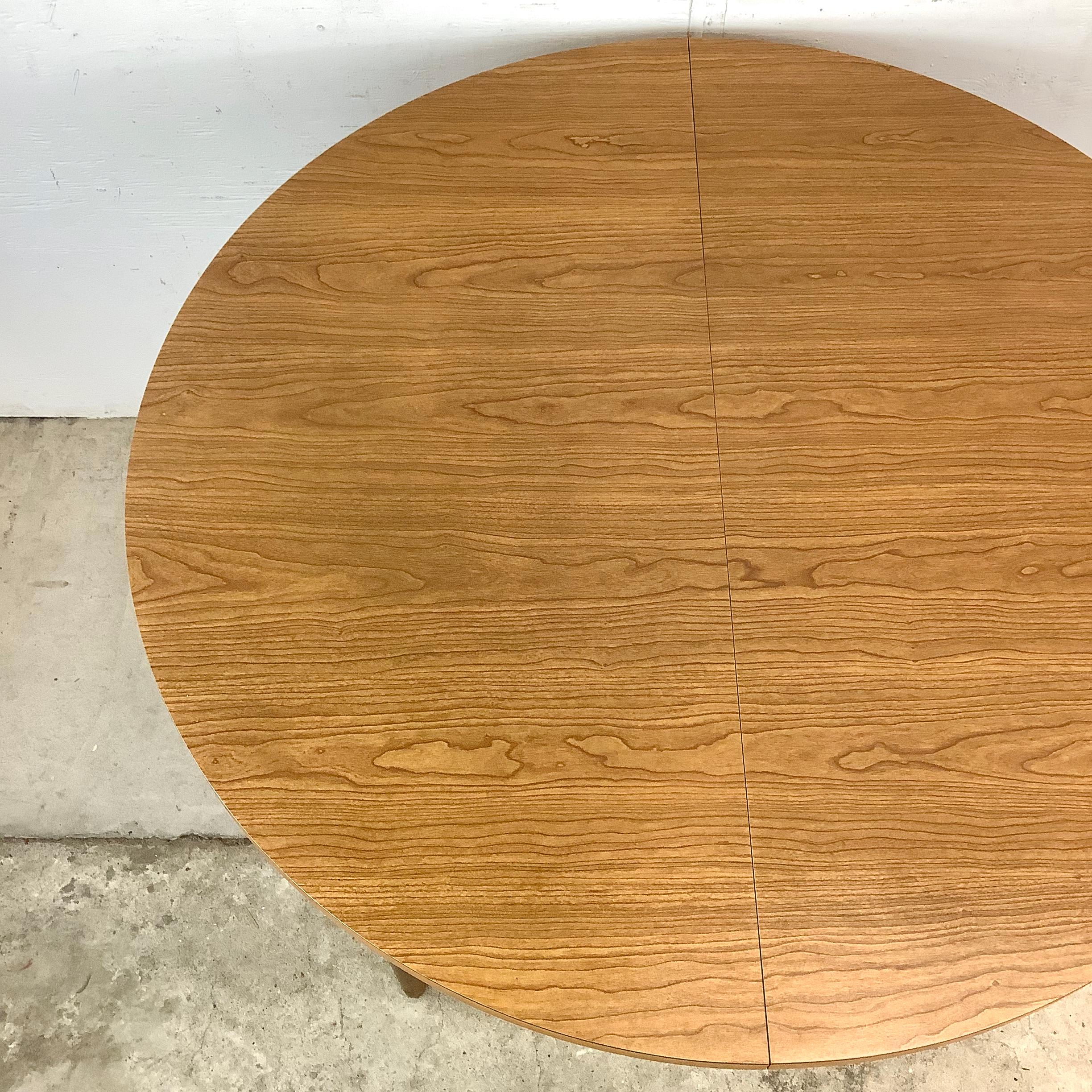 Unknown Mid-Century Round Kitchen Table W/ Leaf For Sale