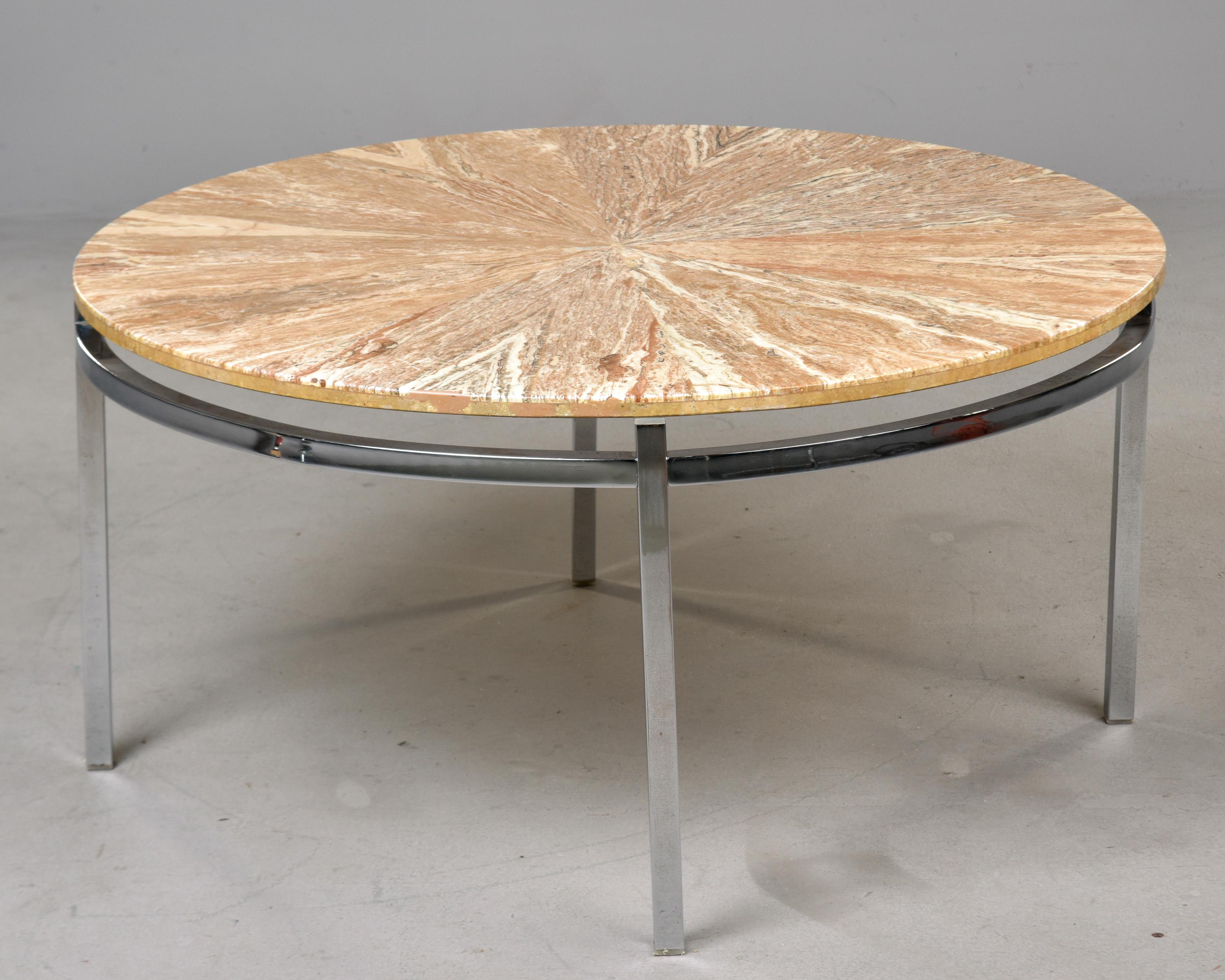 XX secolo Mid Century Round Marble Top Coffee Table with Chrome Base in vendita