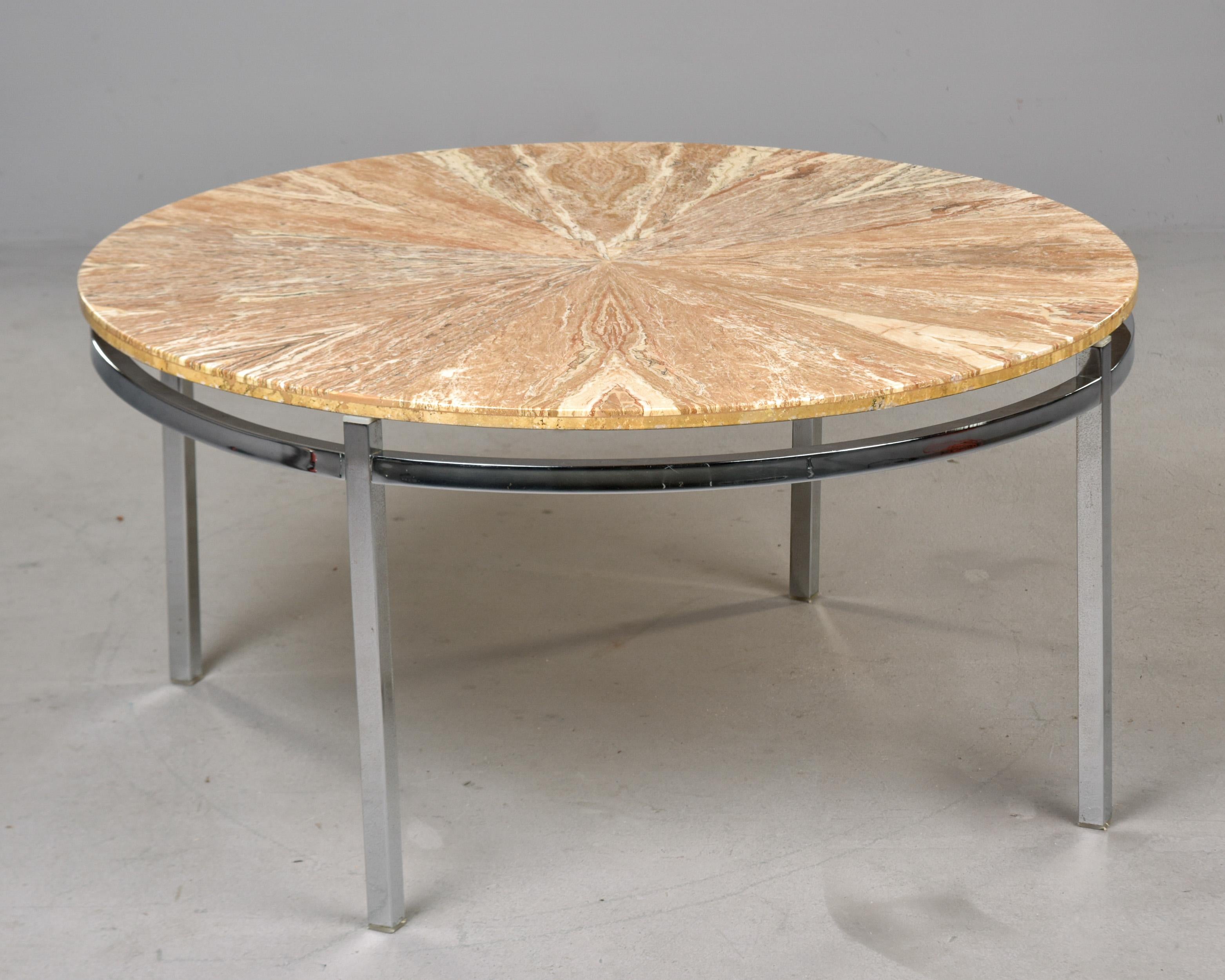 Mid Century Round Marble Top Coffee Table with Chrome Base in vendita 2