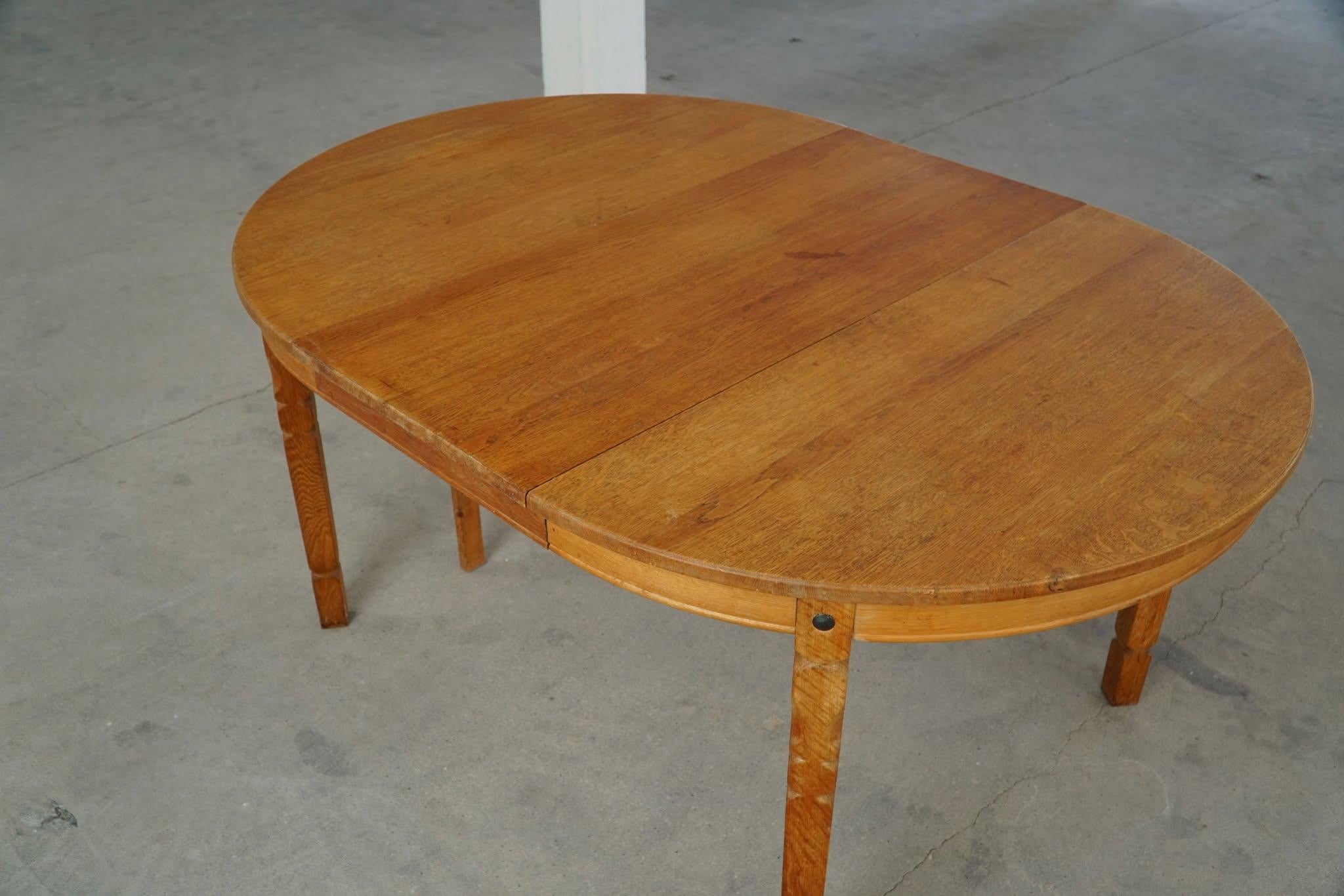 Mid-Century Round Oak Dining Table with Three Extensions, Danish Modern, 1960s For Sale 5