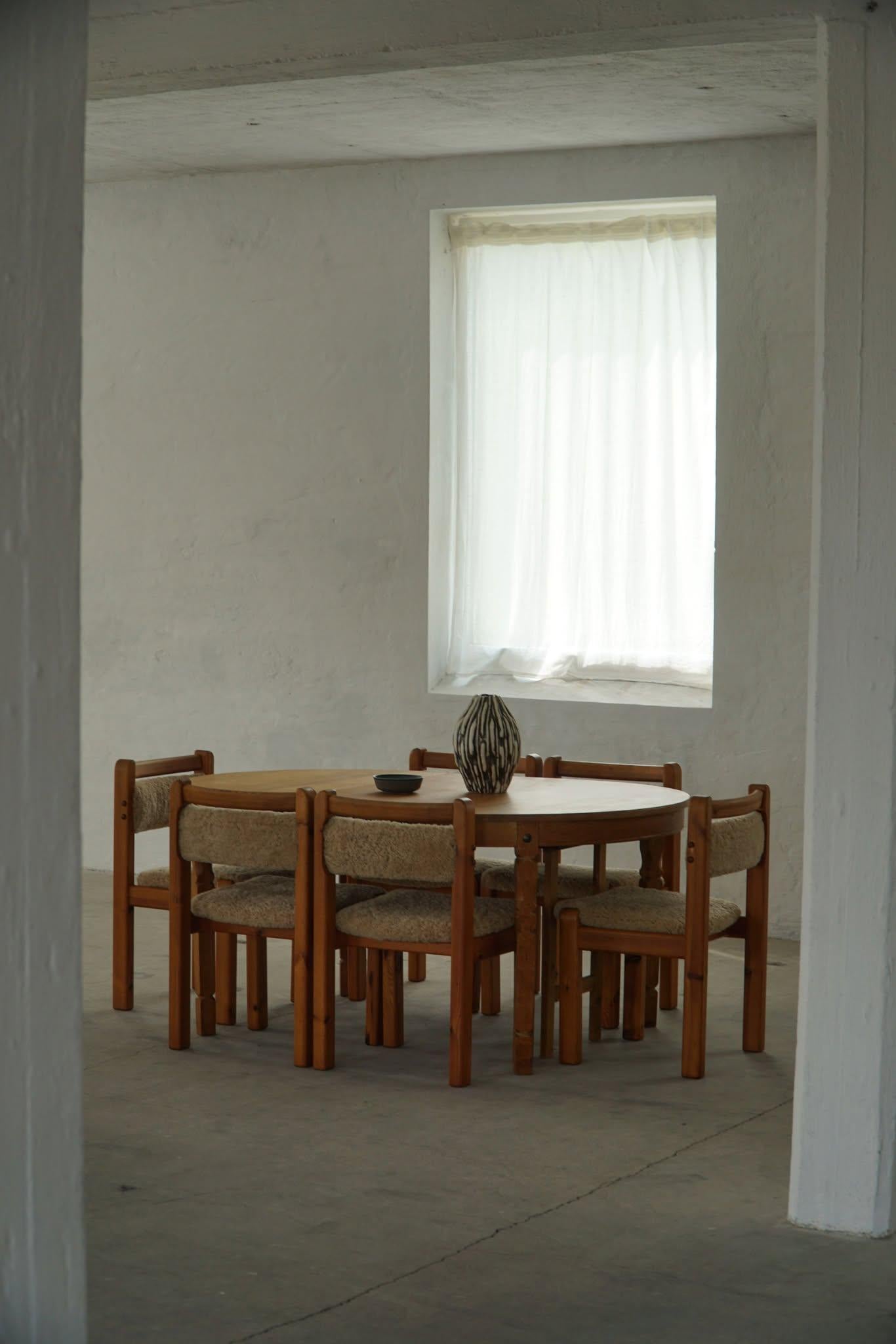 Mid-Century Round Oak Dining Table with Three Extensions, Danish Modern, 1960s For Sale 7