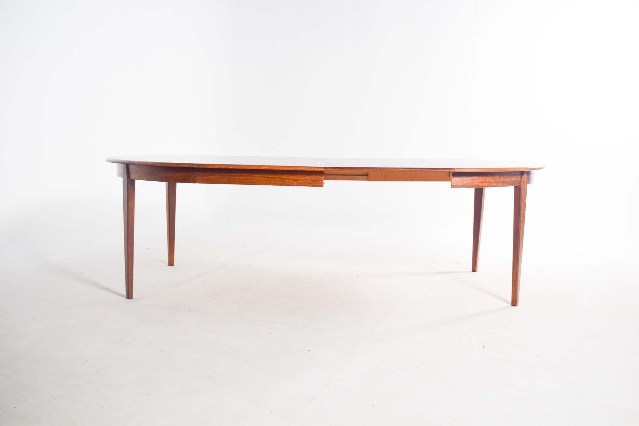 Mid Century Round Rosewood Extendable Dining Table by H. Sighs & Sons 5