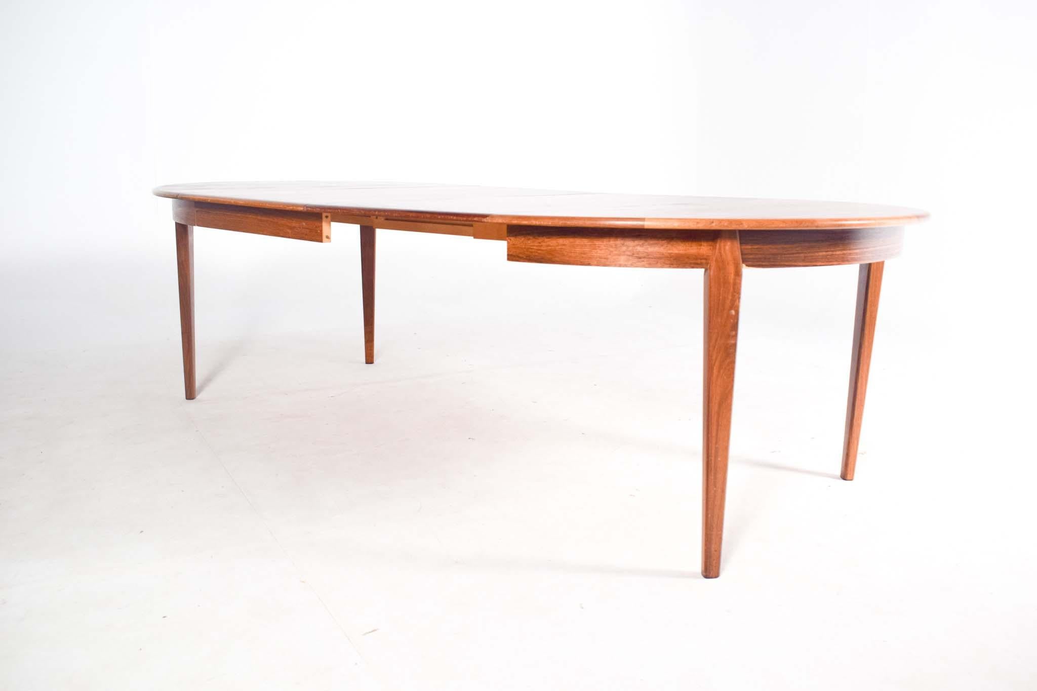Mid Century Round Rosewood Extendable Dining Table by H. Sighs & Sons 6