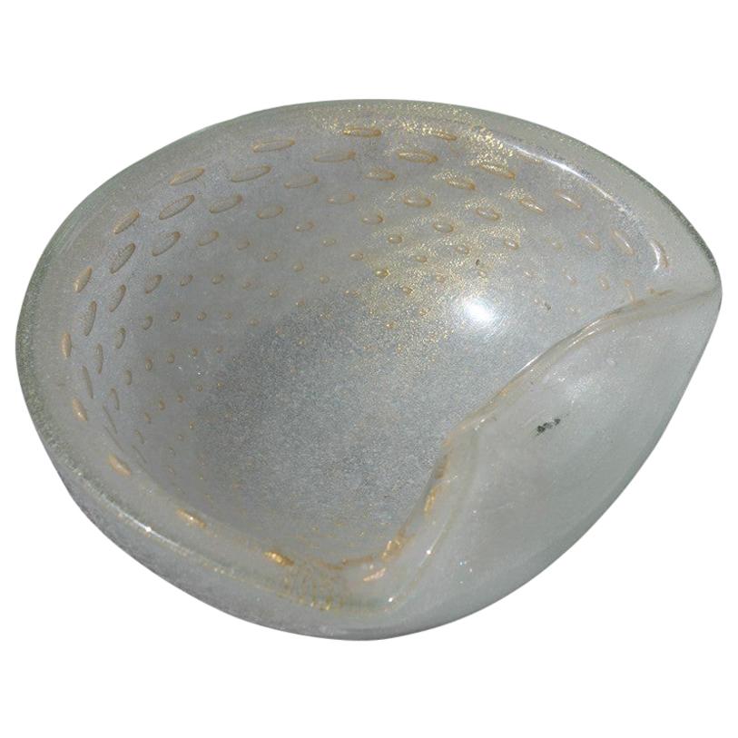 Midcentury Round Seguso Murano Bowl Air Bubbles in Gold Dust Italian Design For Sale