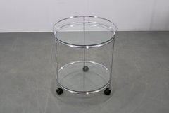 Tavolo da portata rotondo di metà secolo, cromo e vetro, Italia, anni '80