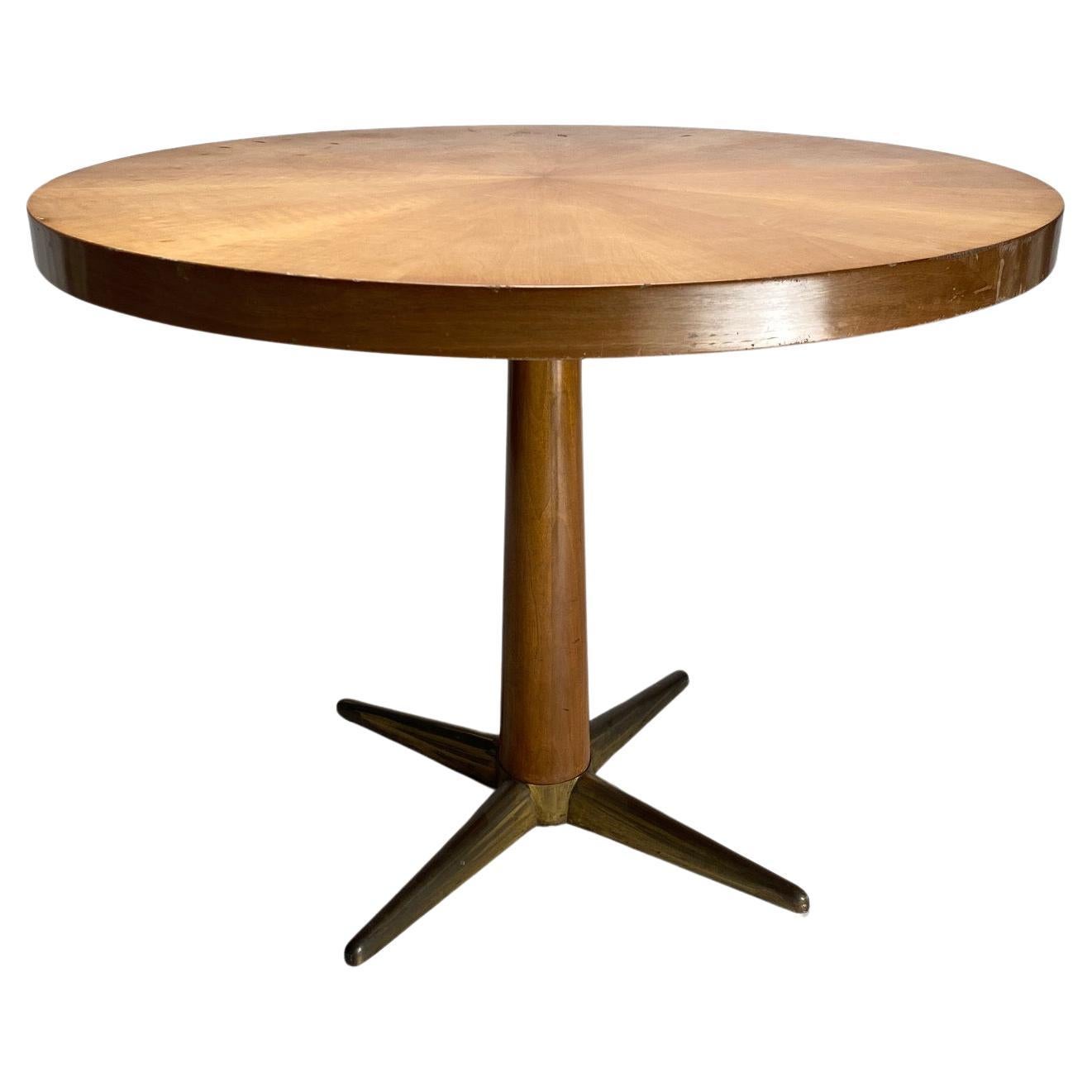 Mid-Century Round Table in wood and brass, Gio Ponti Style, Italy 1950s For Sale