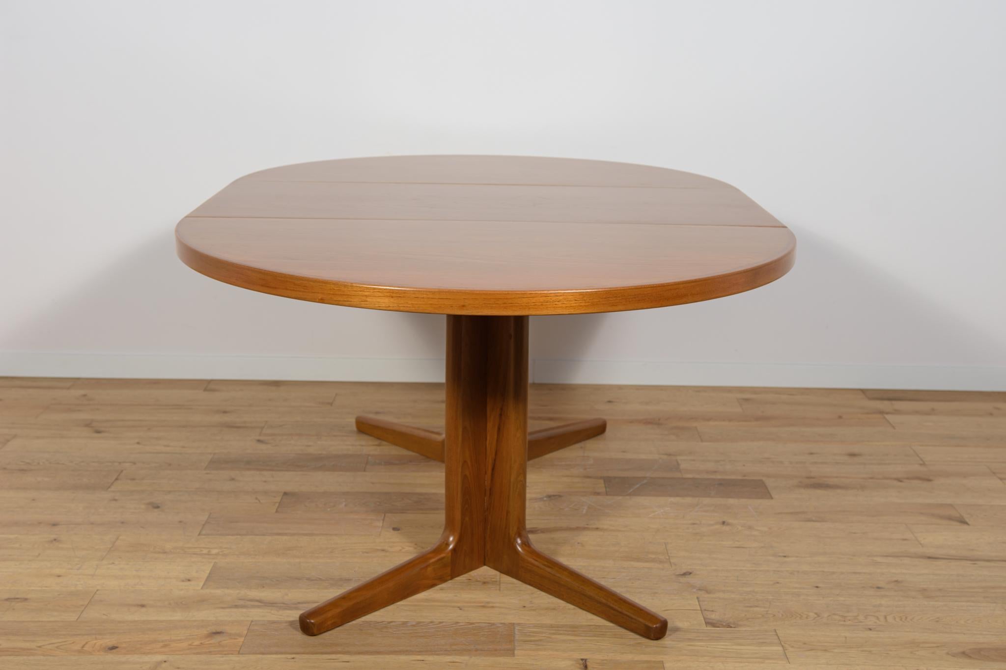 Ausziehbarer Esstisch aus Teakholz aus der Mitte des Jahrhunderts aus Vejle Mobelfabrik Dänemark. im Angebot 4