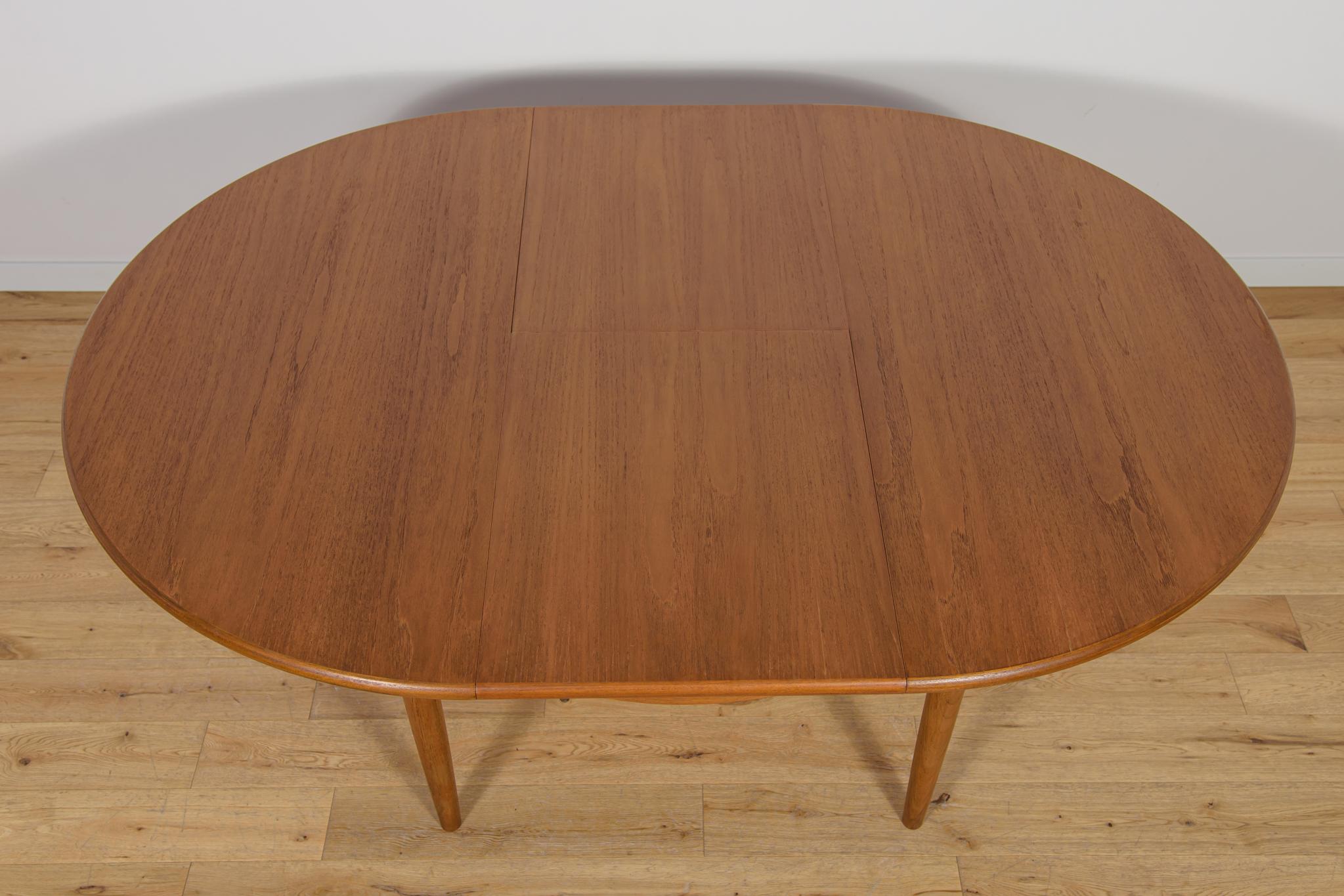 Mesa de comedor redonda extensible de teca de mediados de siglo, United Knigdom, años 60 en venta 2