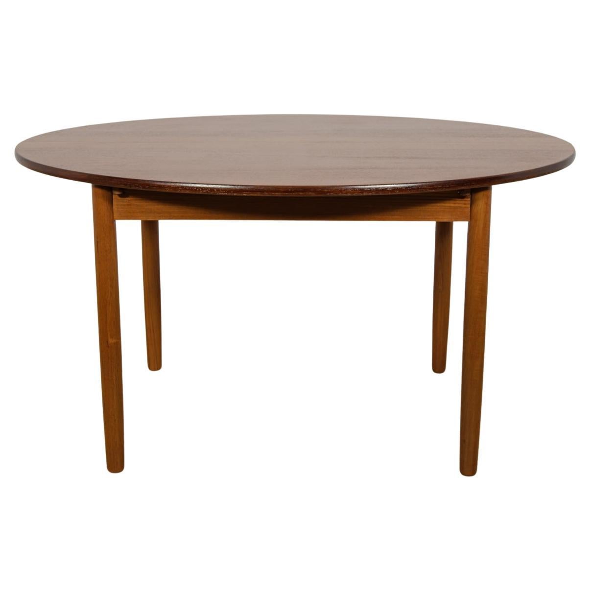 Mid-Century Round Teak Extendable Dining Table, United Knigdom, 1960s For Sale