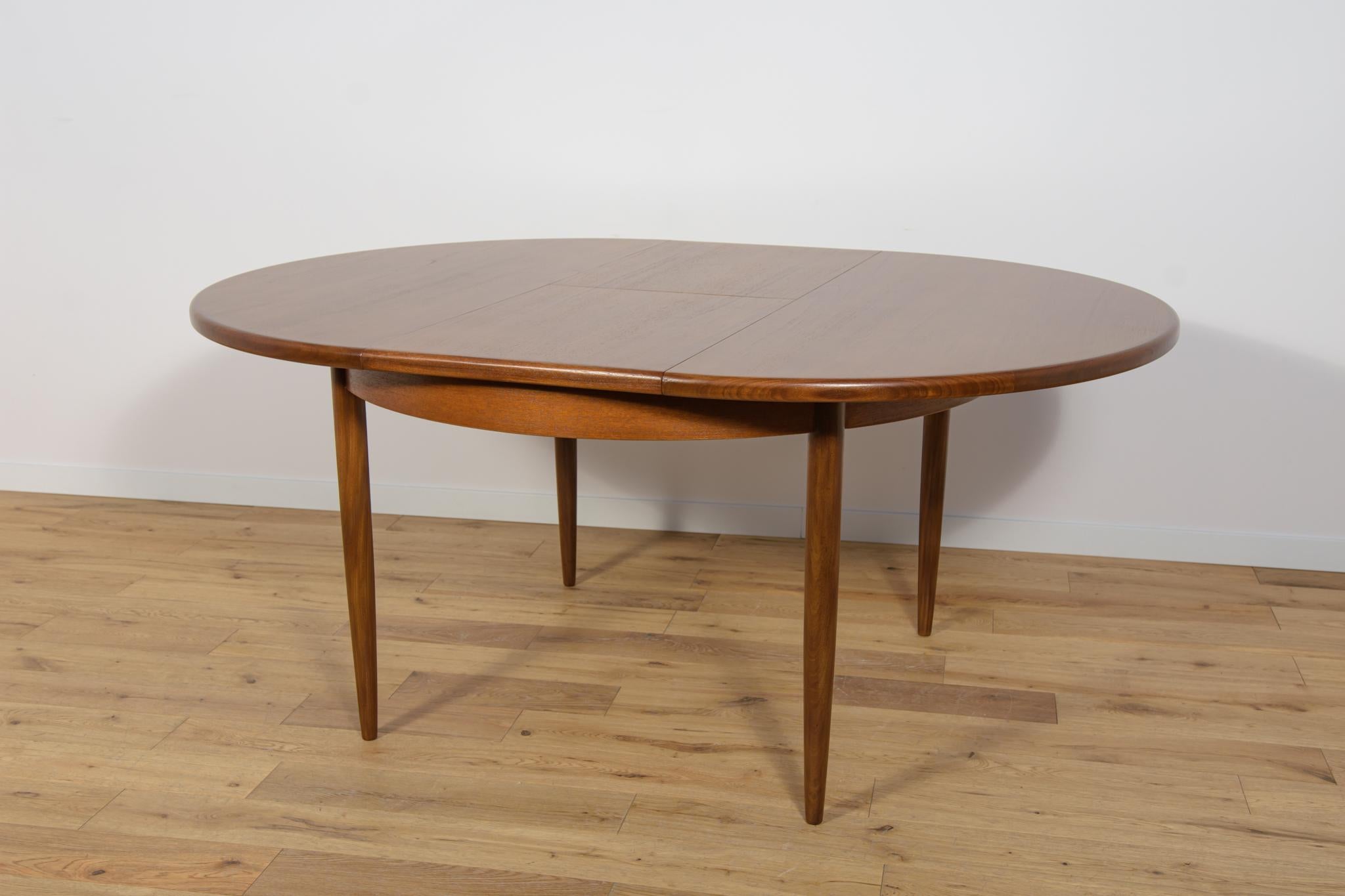Mid-Century Round Teak Fresco Dining Table from G-Plan, United Kingdom, 1960s 2