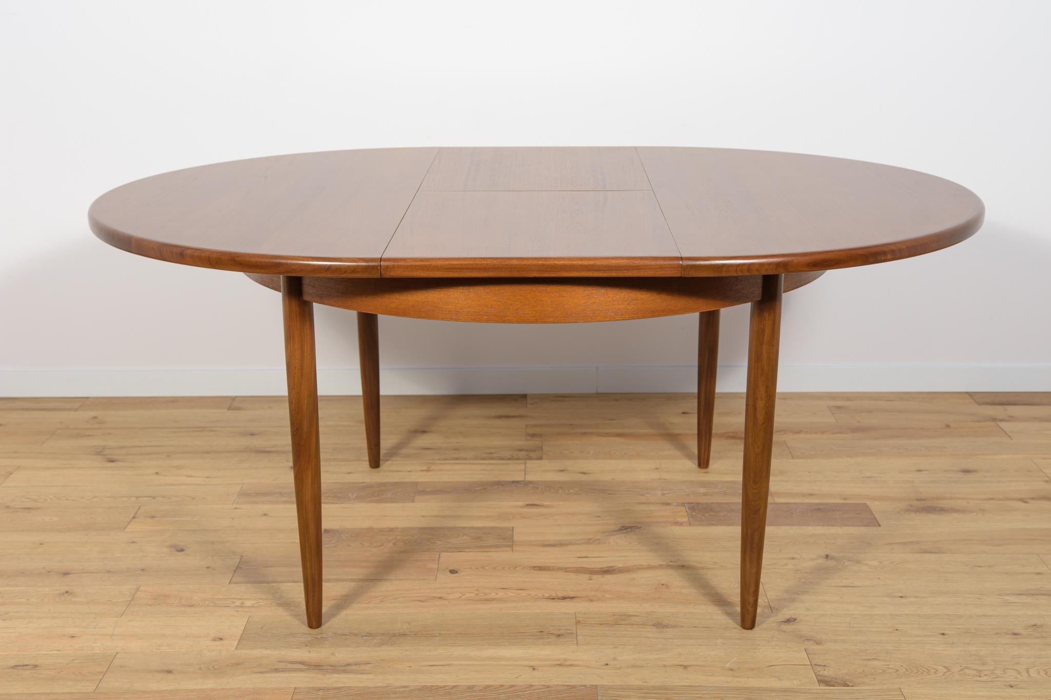 Mid-Century Round Teak Fresco Dining Table from G-Plan, United Kingdom, 1960s In Excellent Condition In GNIEZNO, 30