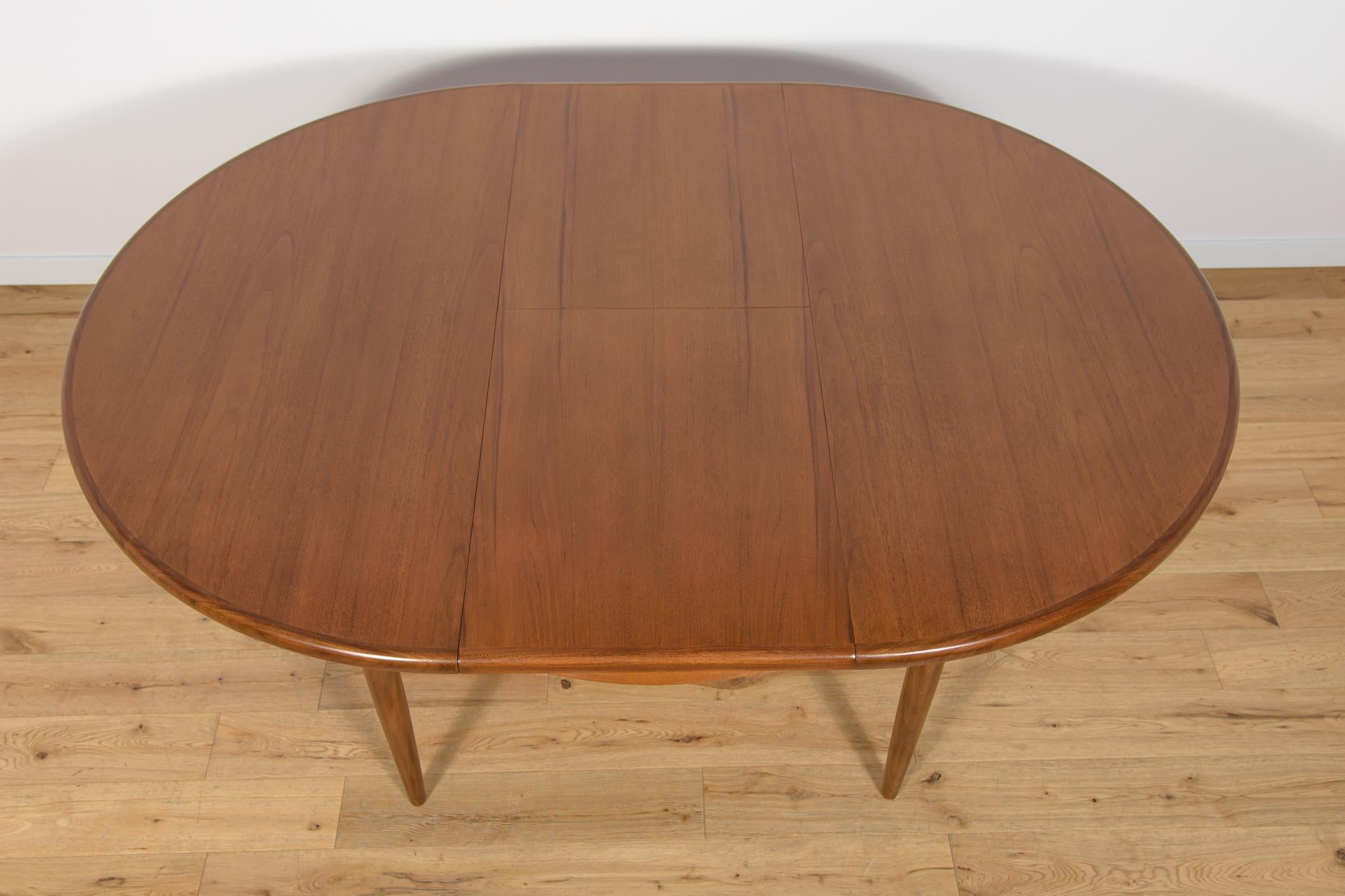 Mid-Century Round Teak Fresco Dining Table from G-Plan, United Kingdom, 1960s 1