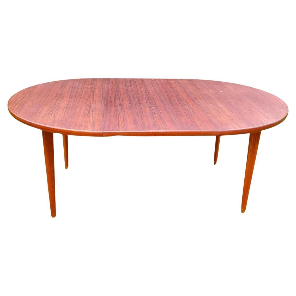 Table de salle à manger à rallonge moderne suédoise ronde du milieu du siècle dernier, 2 feuilles