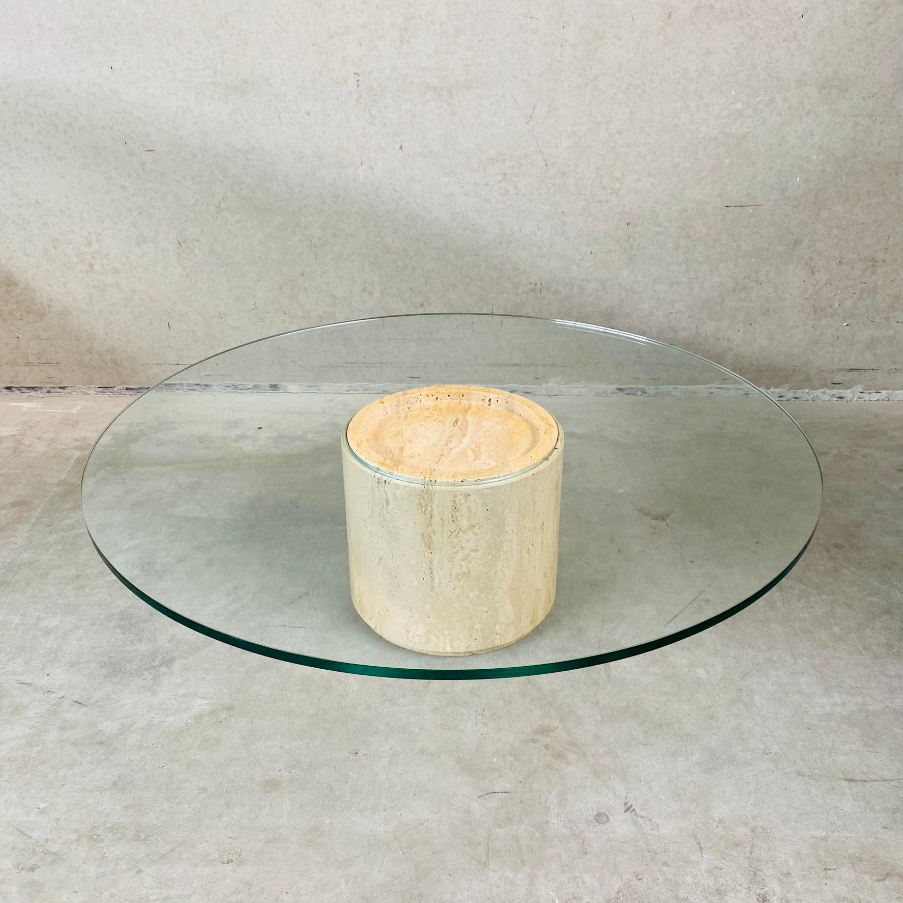 Mid-Century Round Travertine Glass Coffee Table Italy 1970 For Sale 9