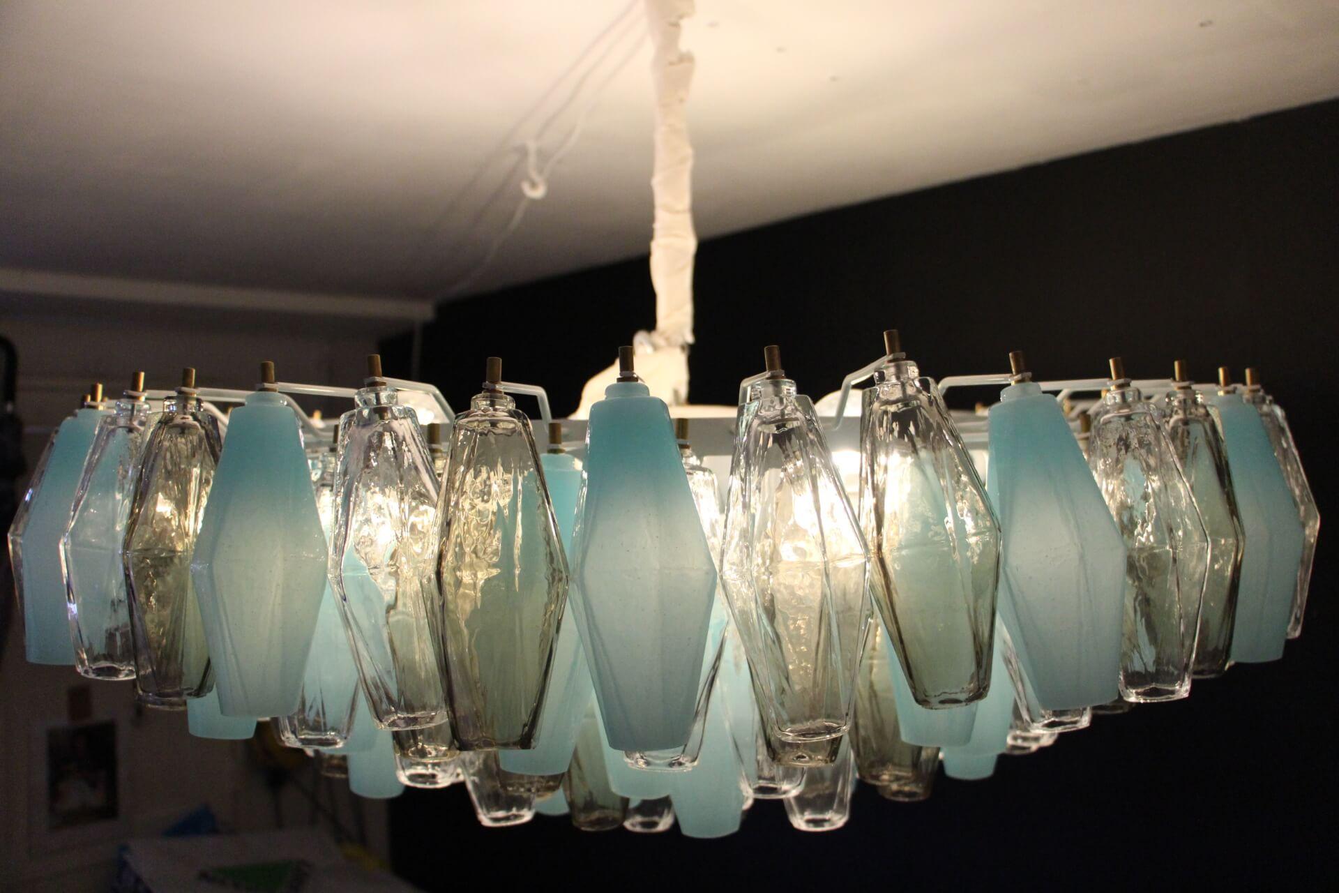 Mid Century Round Venini Style Chandelier in Blue, Amber and White Poliedri  6