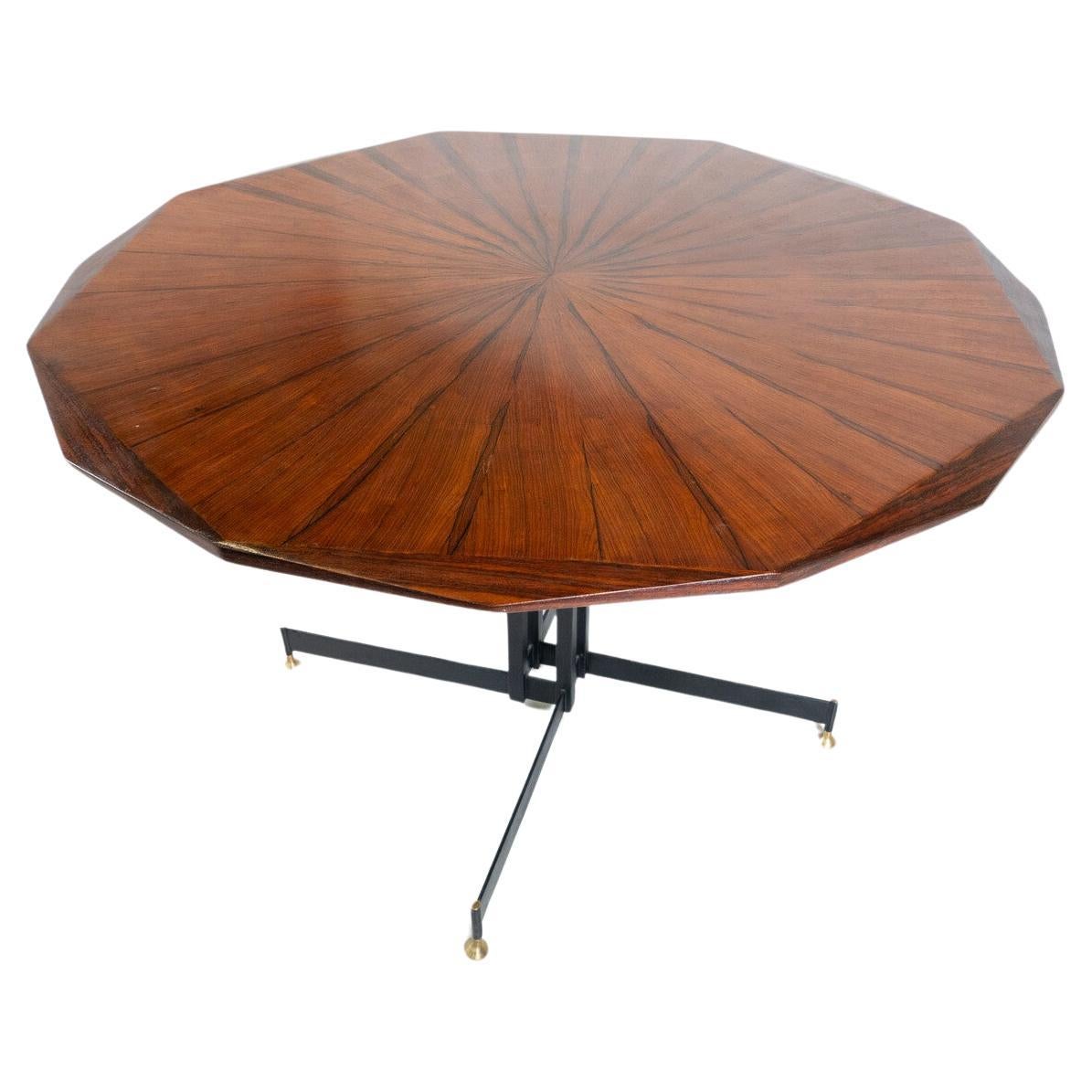 Table de salle à manger ronde en bois du milieu du siècle, Italie, années 1960