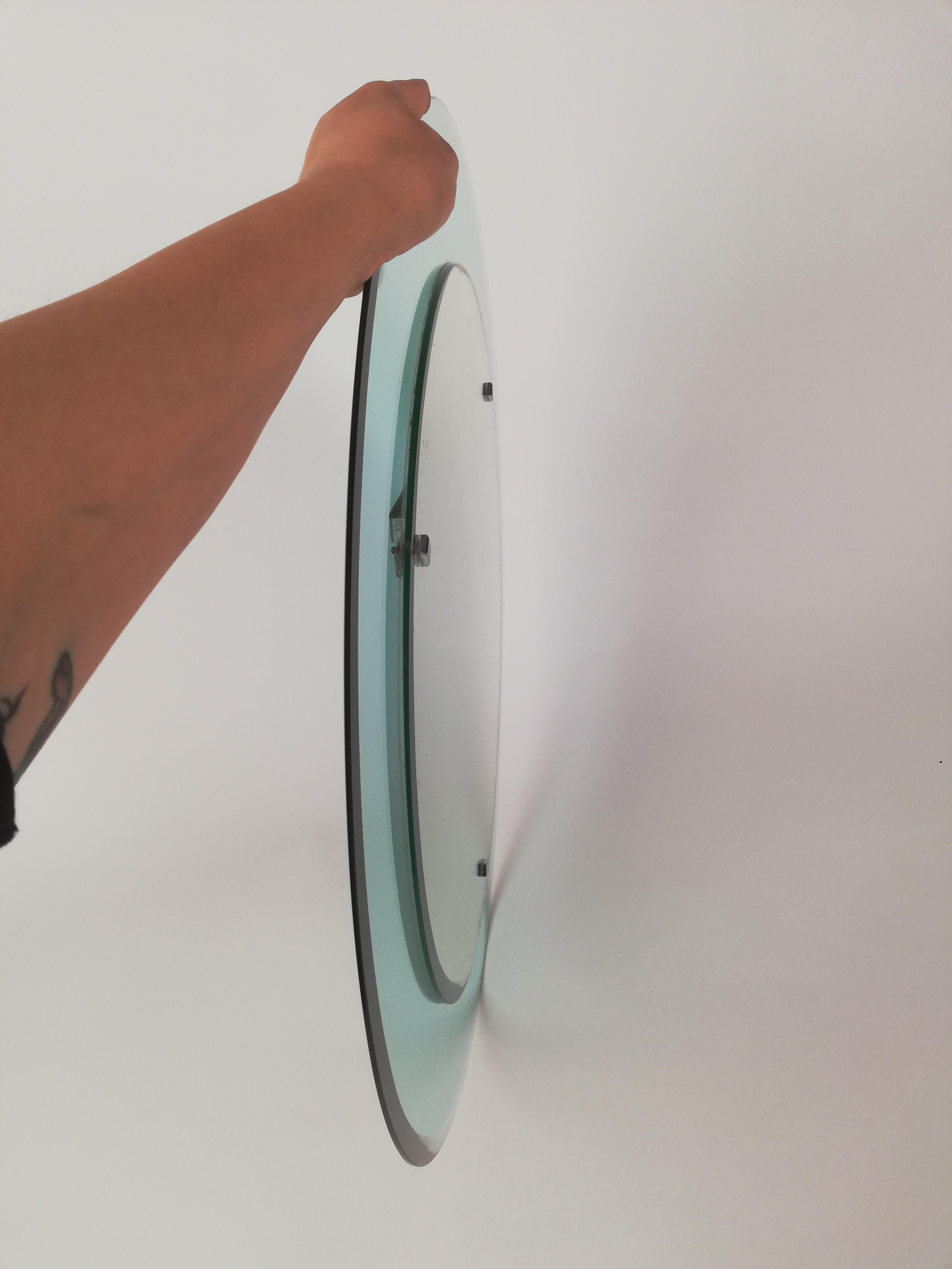 Miroir arrondi du milieu du siècle en verre turquois attribué à Veca, Italie, 1970 en vente 3