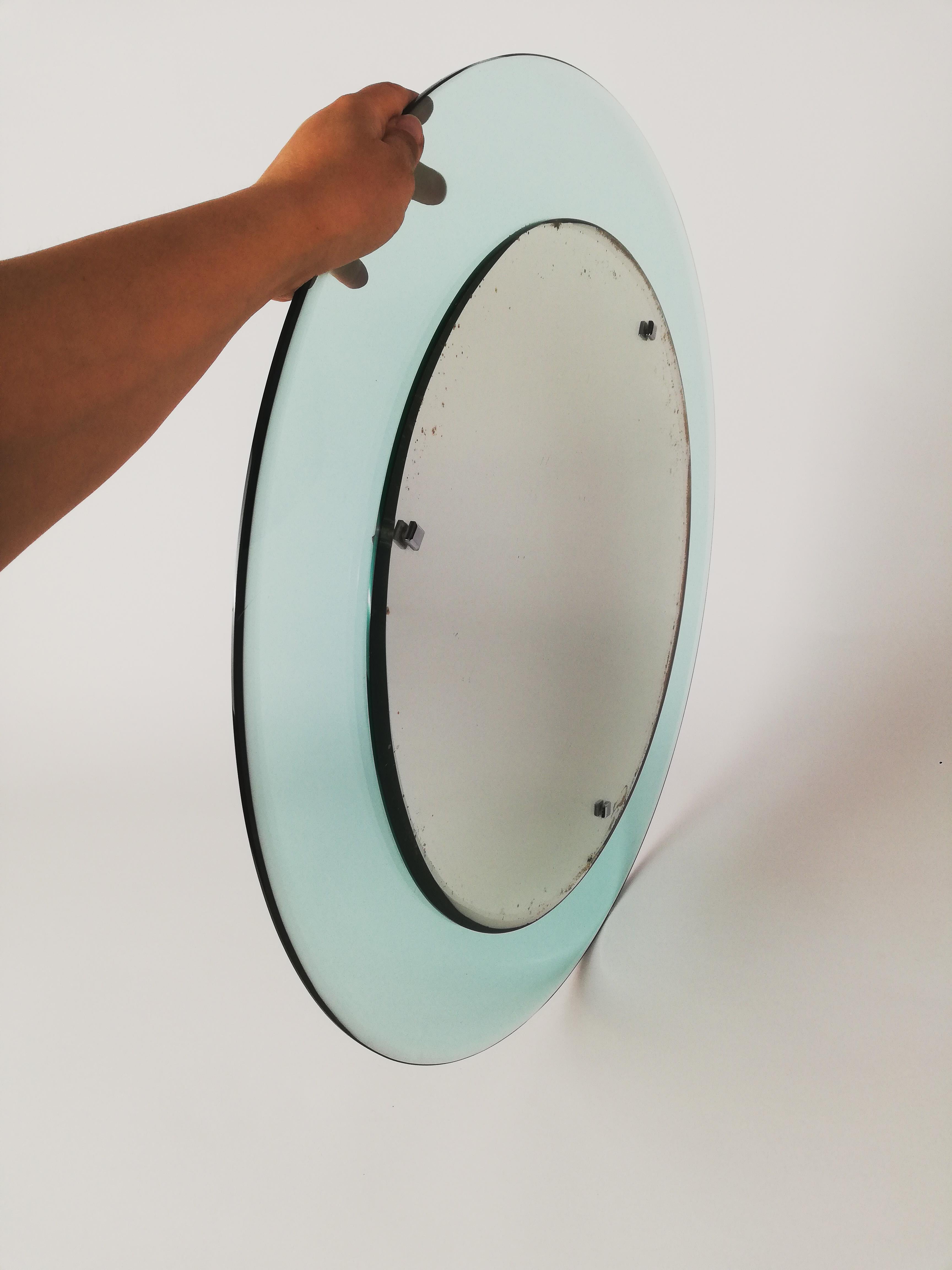 Midcentury Rounded Mirror in Turquois Glass Attributable to Veca, Italy, 1970s For Sale 3