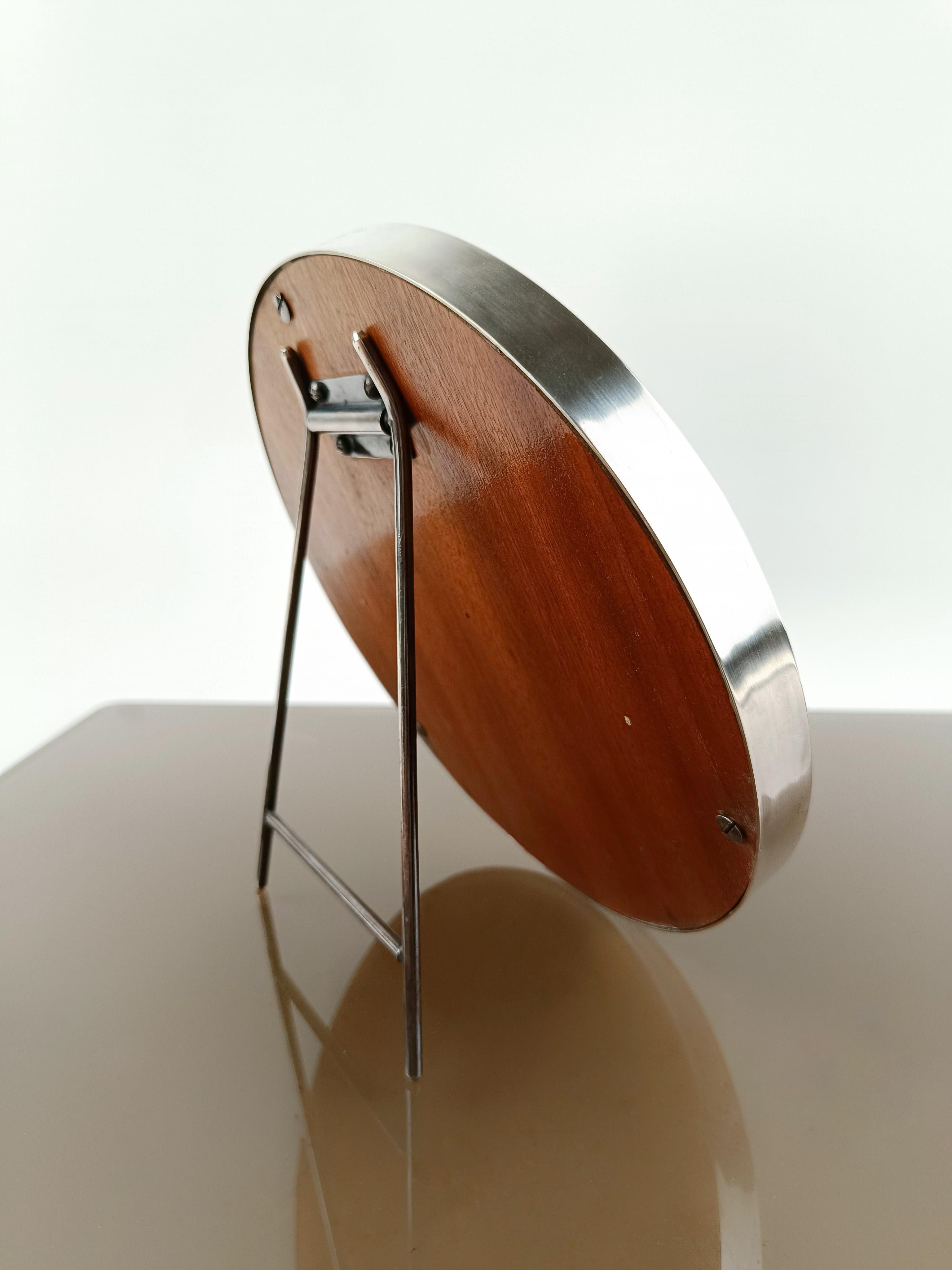 Midcentury Rounded Picture Frame Made in Silver Plate and Teak, Italy, 1970s 4