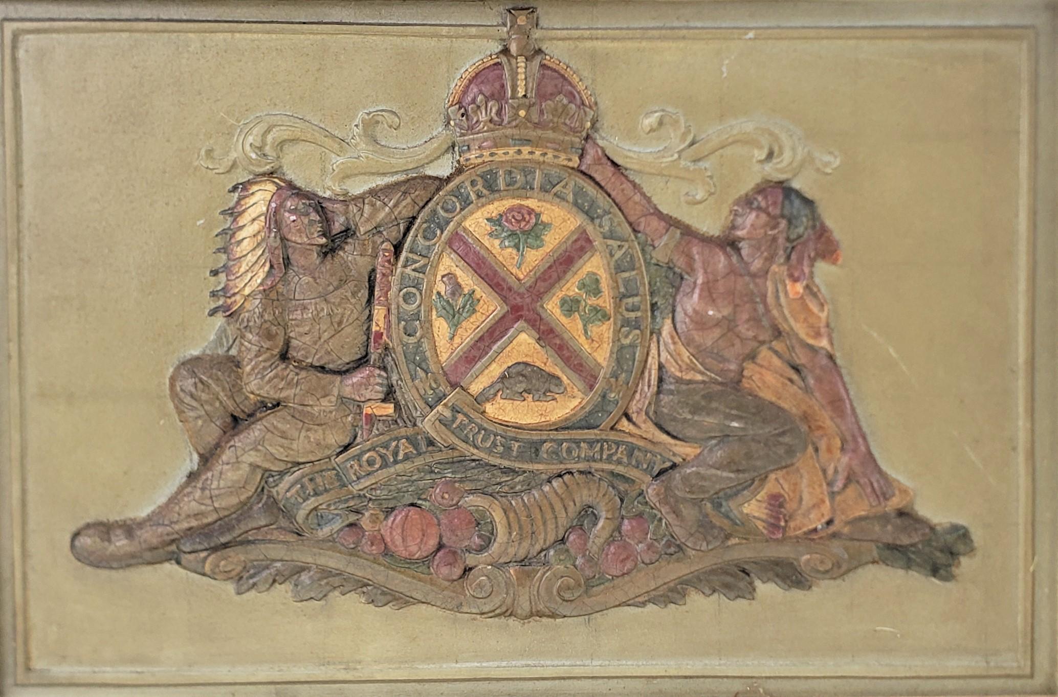 Classique américain Plaque murale encadrée du milieu du siècle dernier de la Royal Trust Company avec chef indigène  en vente