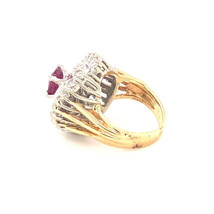 Mid-Century Ruby and Diamond Gold Ring, circa 1950s In Good Condition For Sale In Beverly Hills, CA