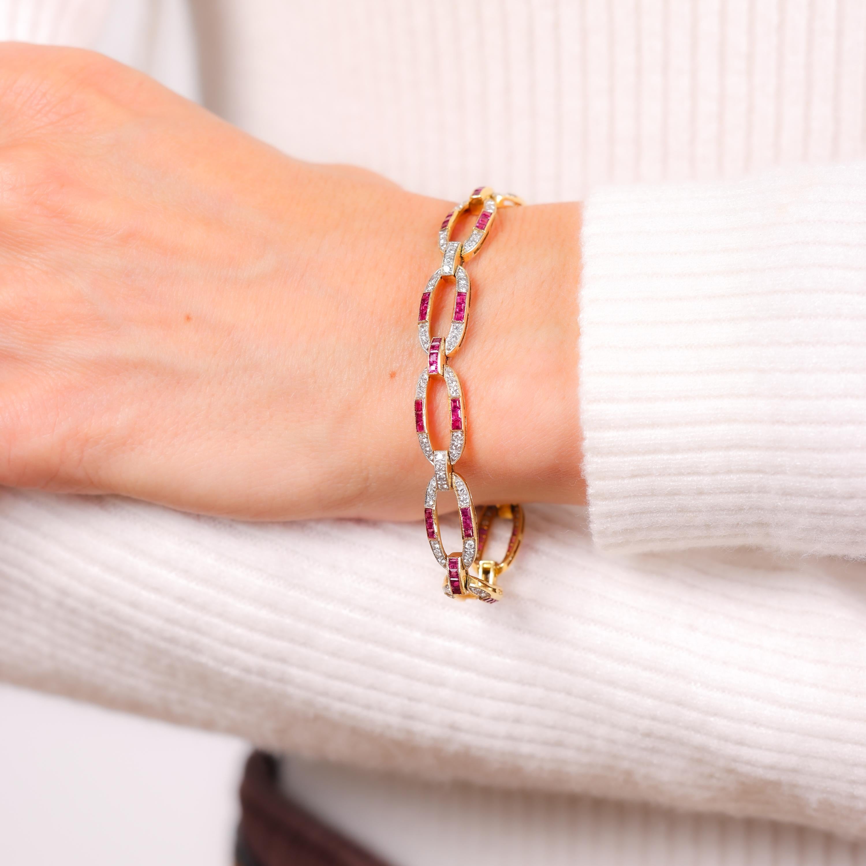 Mid Century Rubin-Diamant-Armband aus 18k Gelbgold (Carréeschliff)