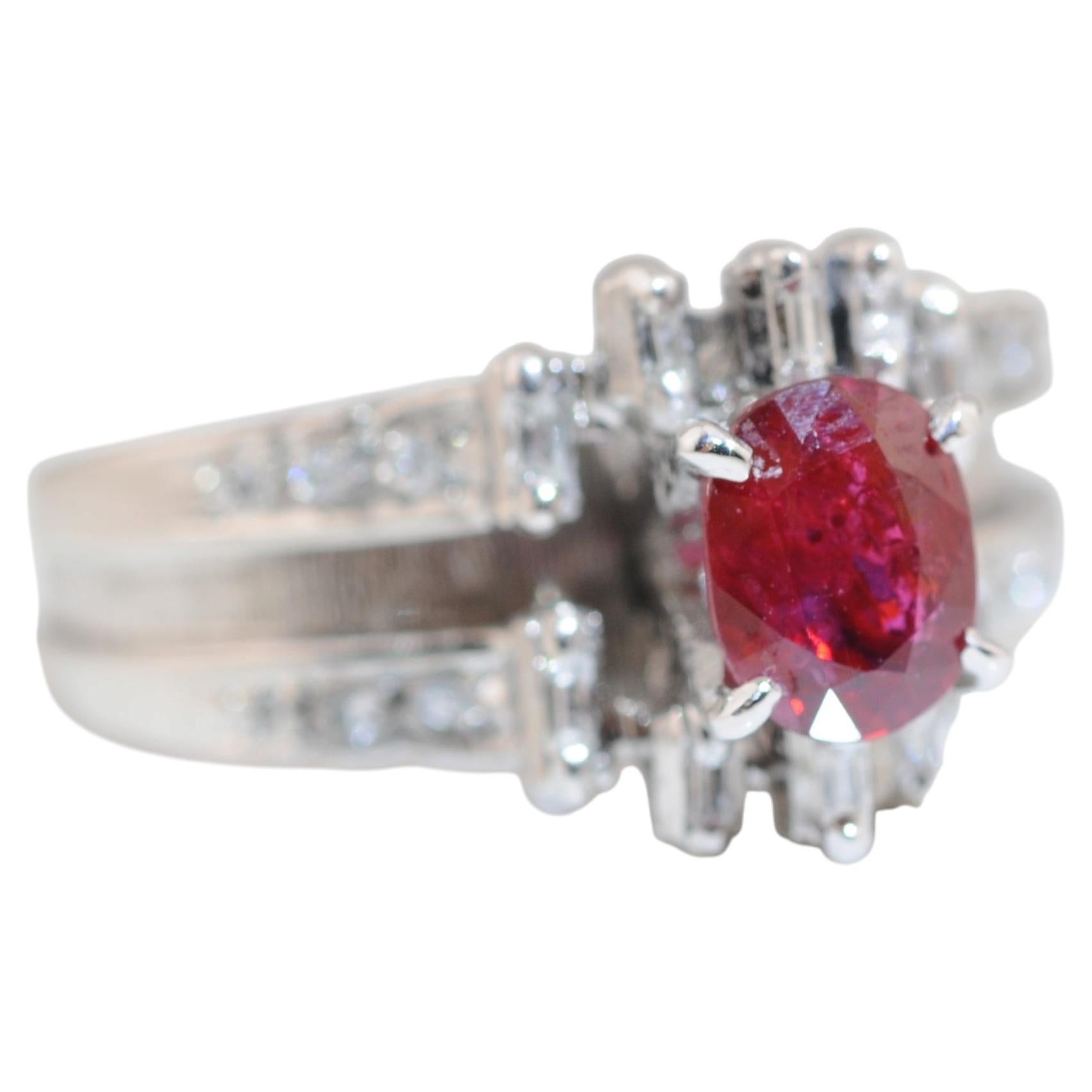 Mid Century Ruby Ring with Diamonds in 18K White Gold, England circa 1950 For Sale
