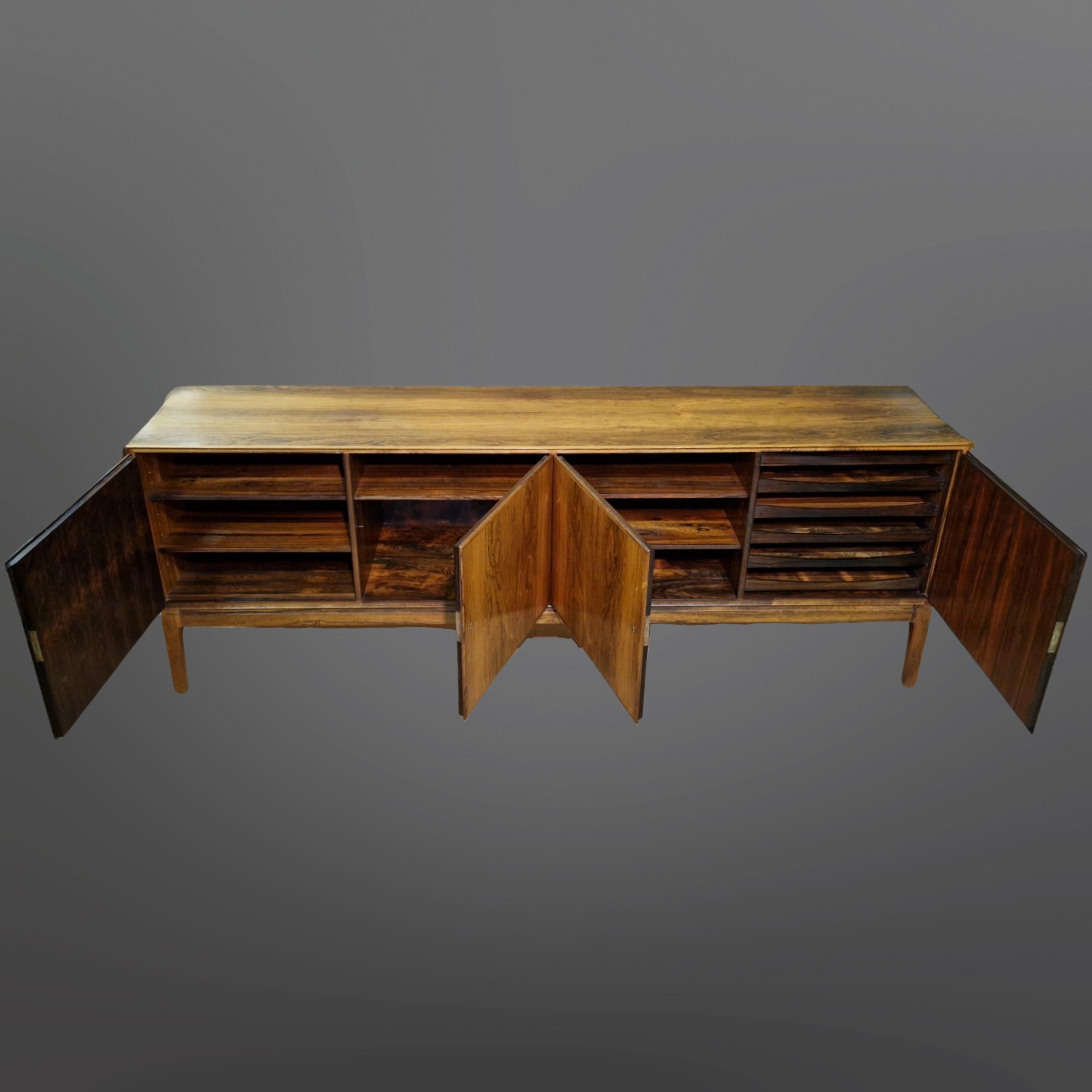 Mid century Rungstedlund sideboard by Ole Wanscher for Jeppesen, Denmark 1960s For Sale 9