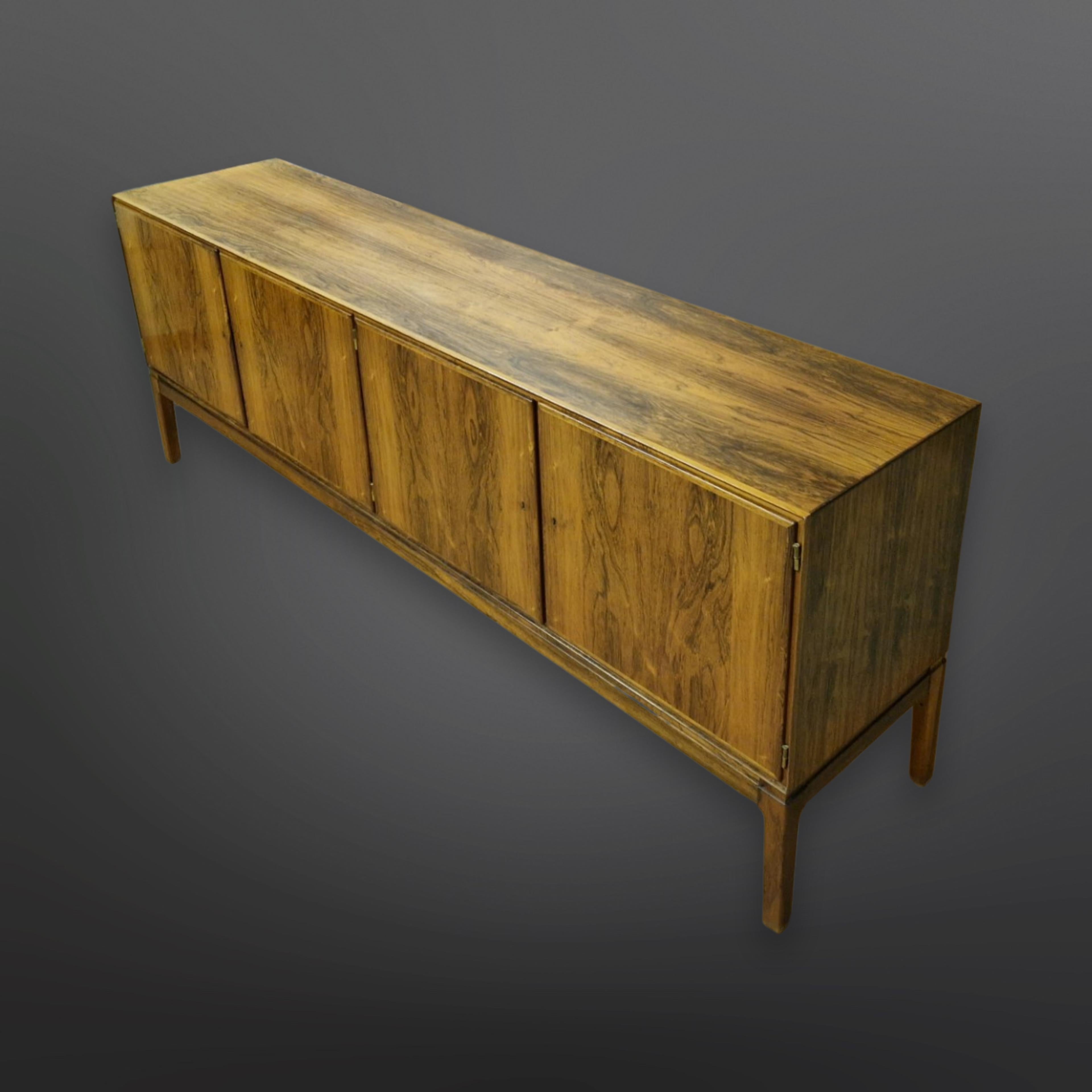 Mid century Rungstedlund sideboard by Ole Wanscher for Jeppesen, Denmark 1960s For Sale 1