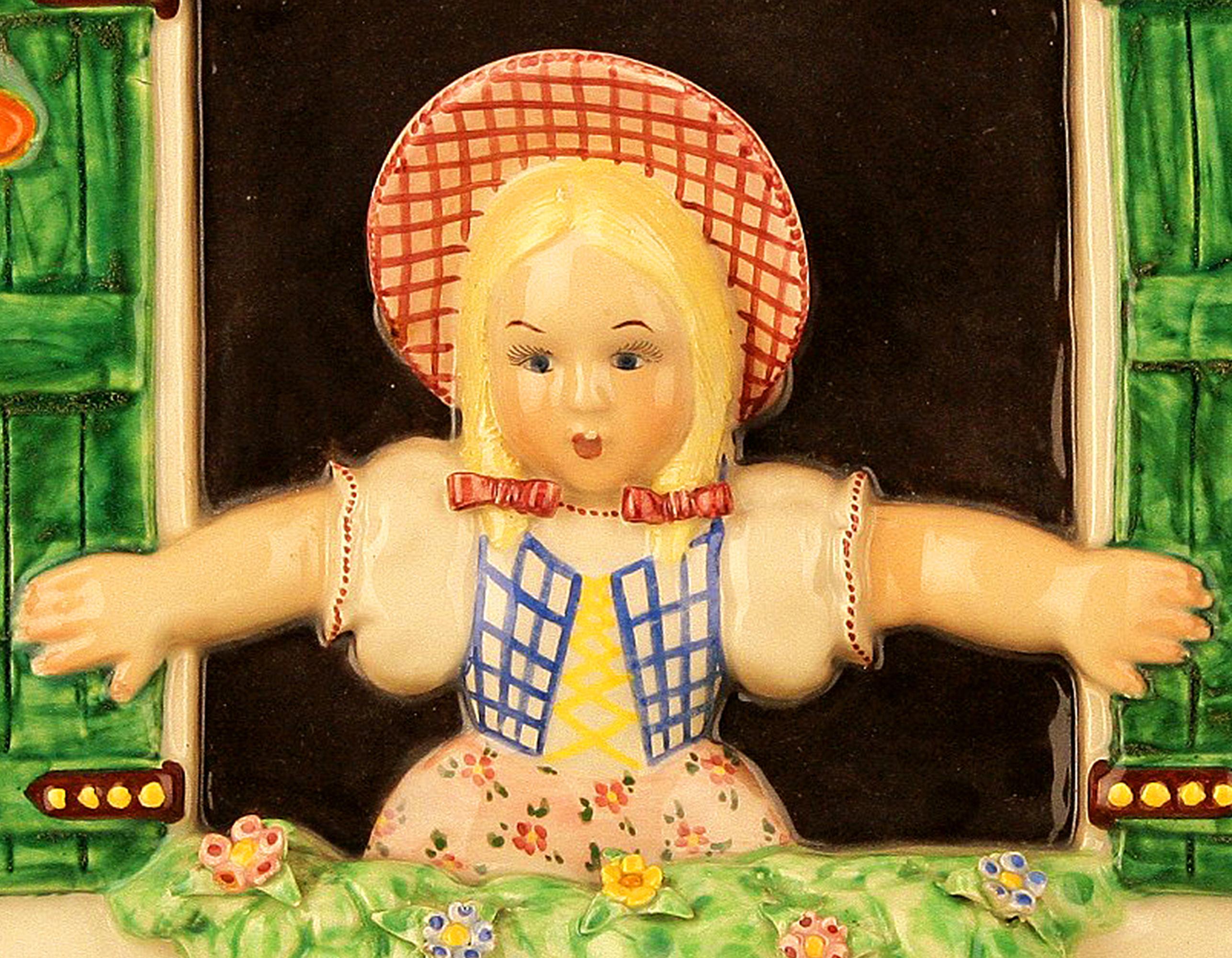 Italian Mid-Century Rural Decorative Wall Porcelain Made by Trevir from Vincenza, Italy For Sale