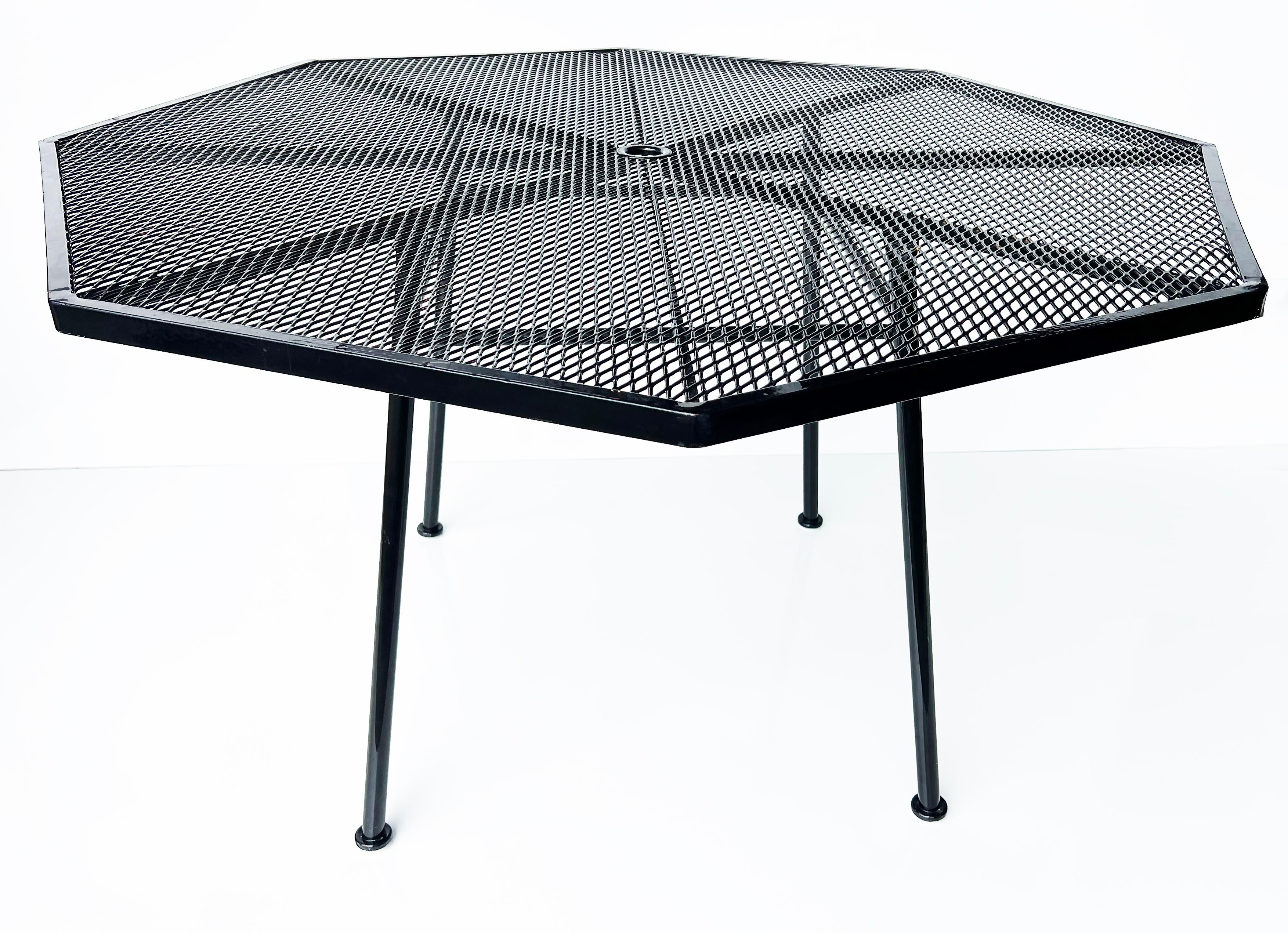 Iron Mid-century Russell Woodard Octagonal Mesh Dining Table  For Sale