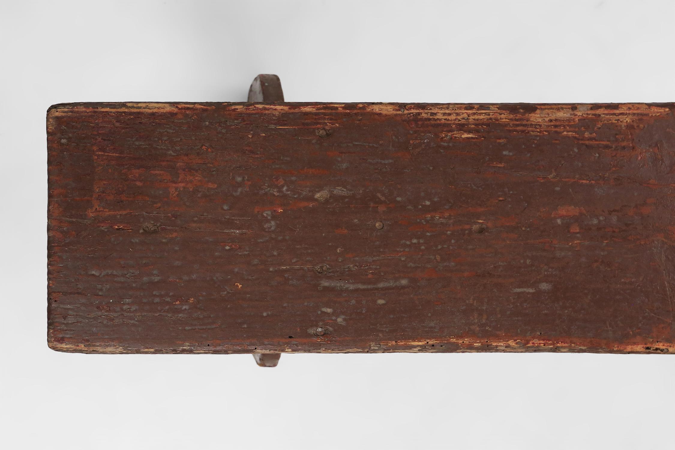 Mid-century rustic bench in brown painted wood, France ca. 1890 In Good Condition For Sale In Meulebeke, BE