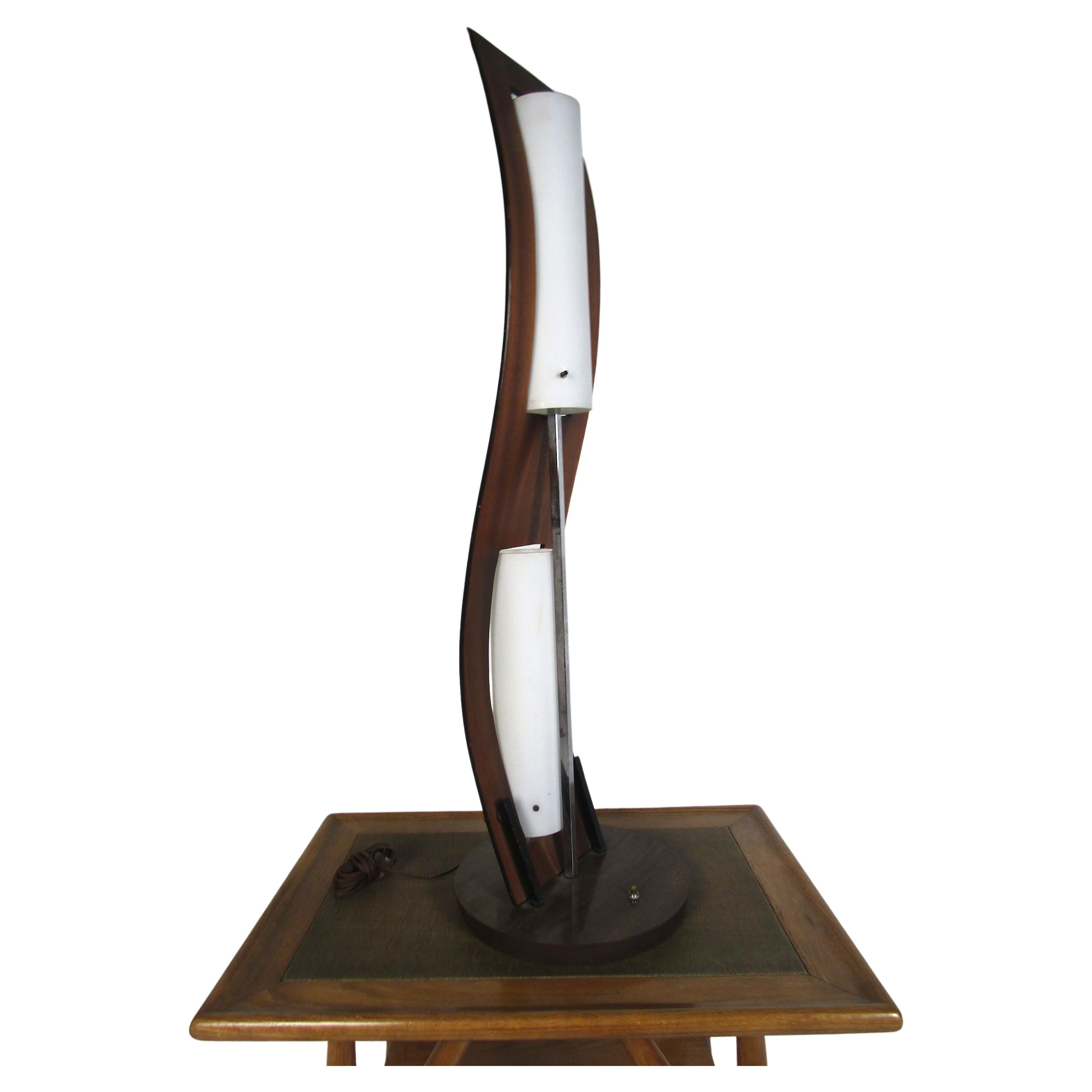 Mid-Century Modern Mid-Century 'S' Frame Table Lamp