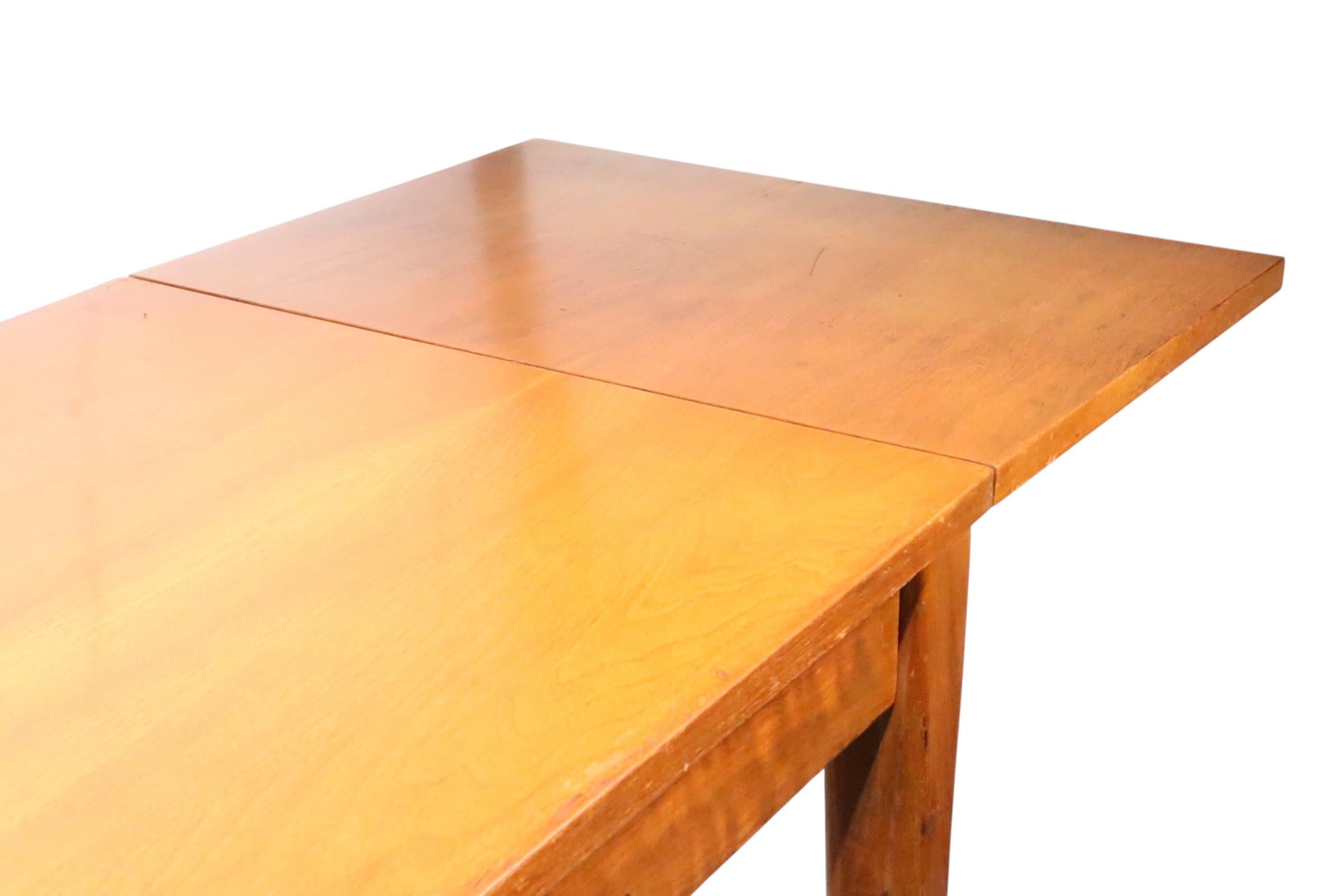 Mid Century Saarinen for Johnson Furniture Drop Side Desk c. 1950's For Sale 11