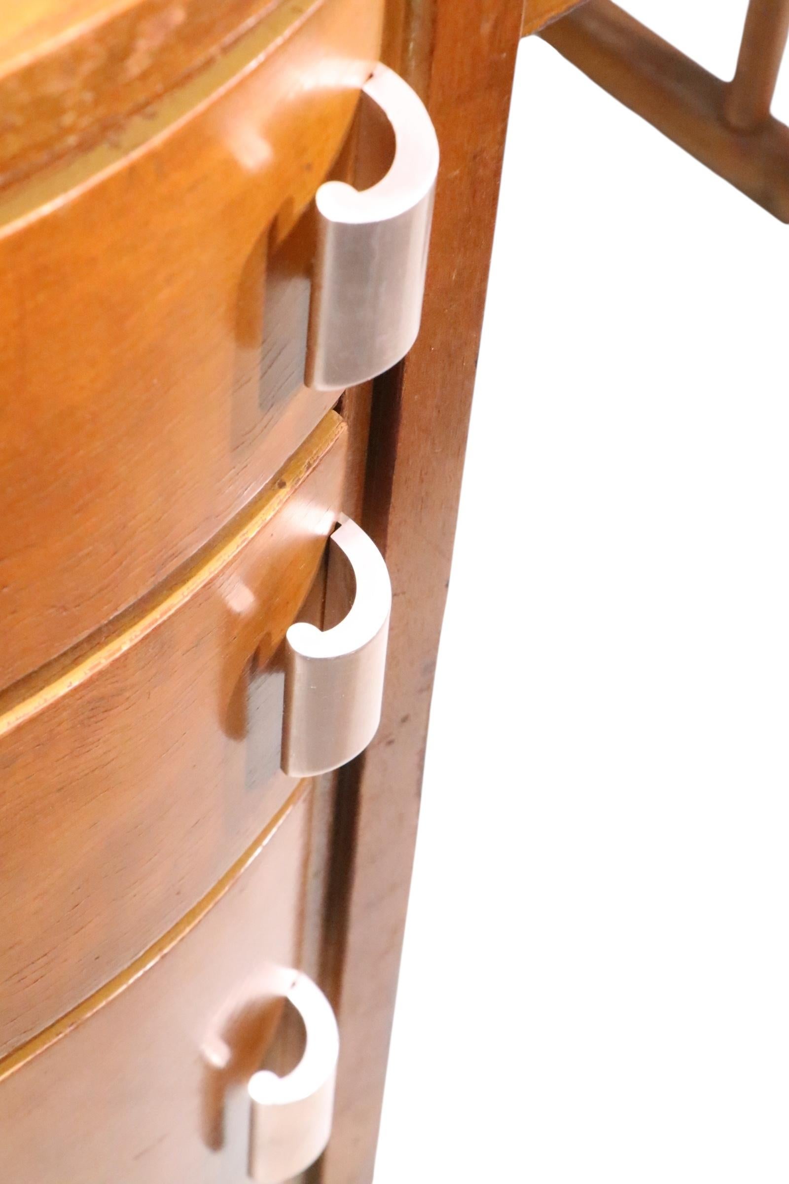 Mid Century Saarinen for Johnson Furniture Drop Side Desk c. 1950's For Sale 12